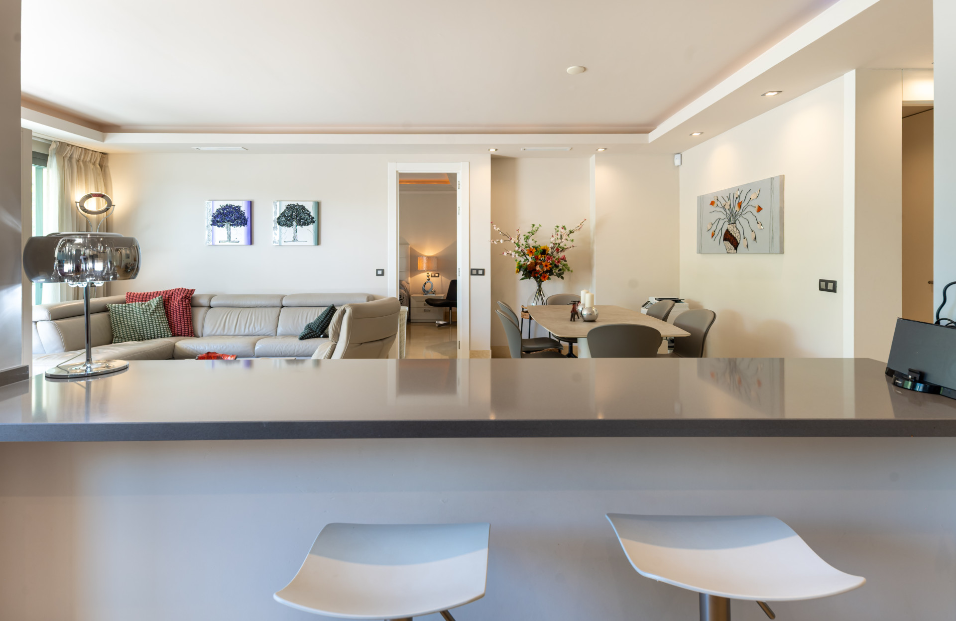 Spacious 3 bedroom luxury ground floor apartment in Los Arrayanes Golf
