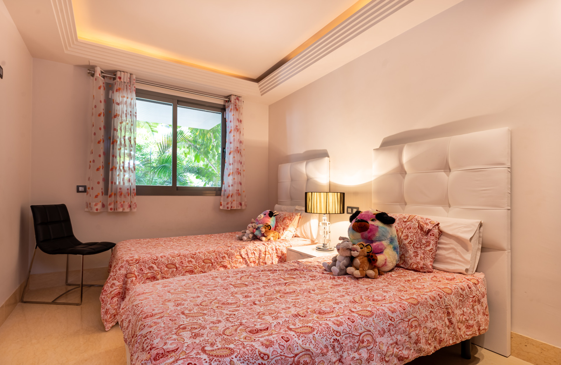 Spacious 3 bedroom luxury ground floor apartment in Los Arrayanes Golf