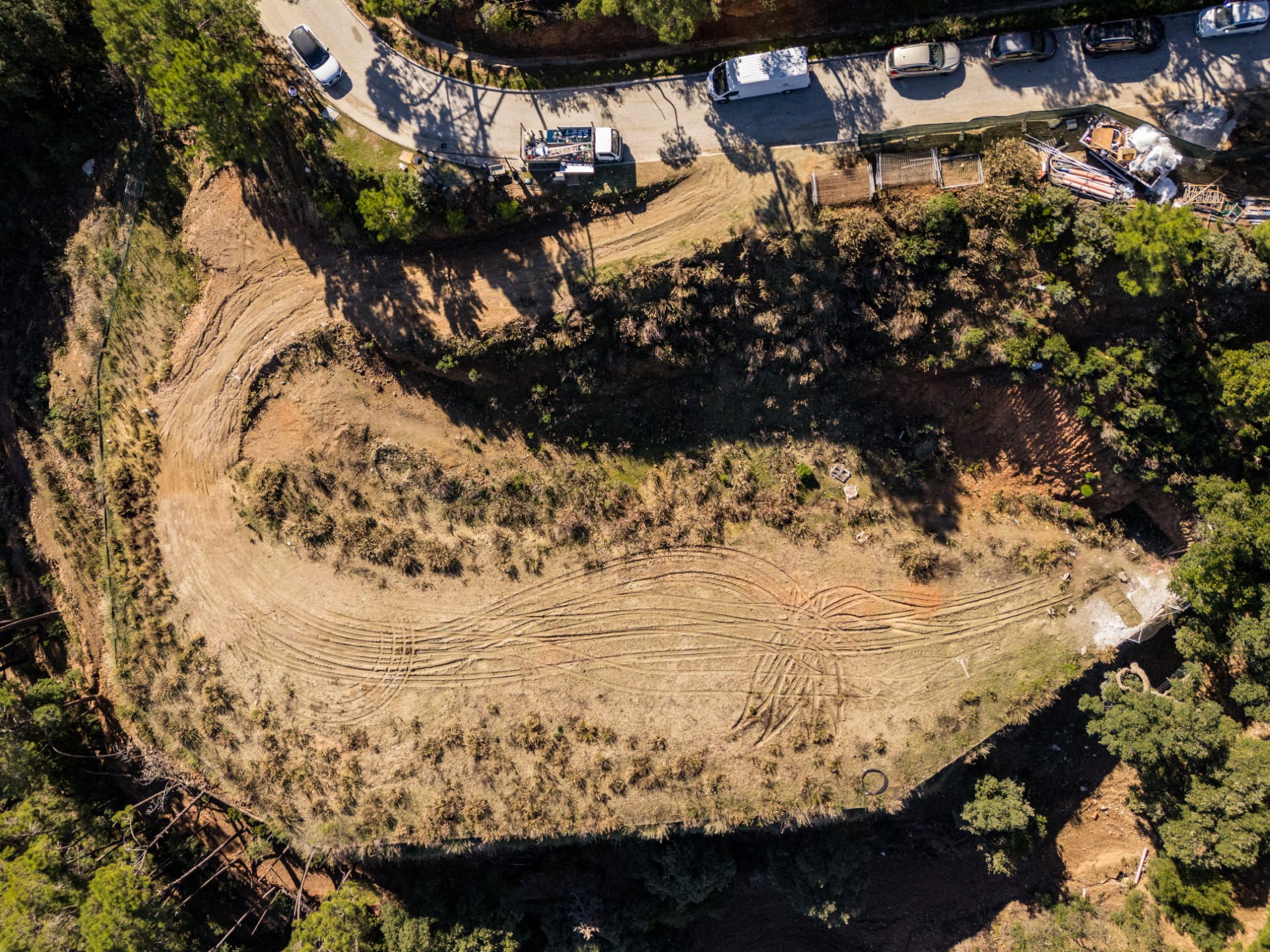 Plot with a south east facing villa project in La Zagaleta with sea views