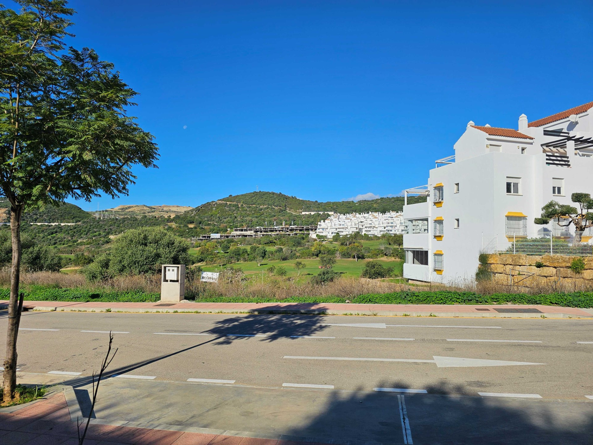 Parcela exclusiva en venta en Arroyo de Enmedio, Estepona Oeste