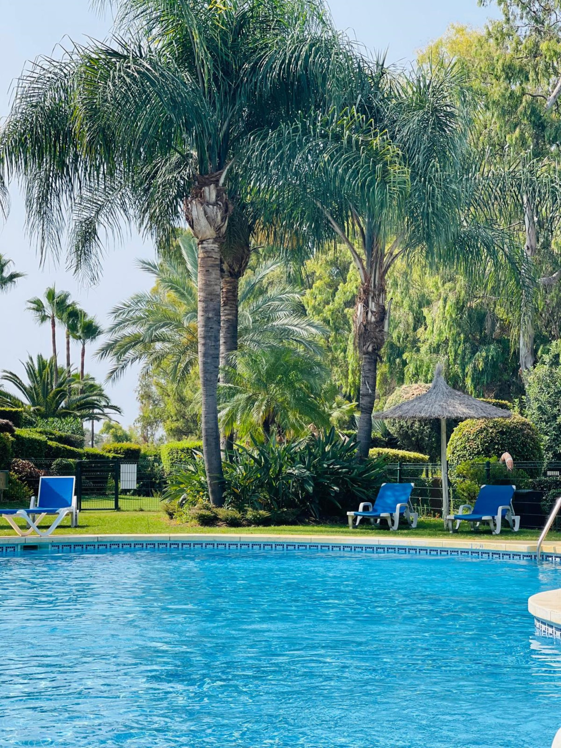 Fantástico apartamento de 2 dormitorios en Benatalaya, primera línea de golf