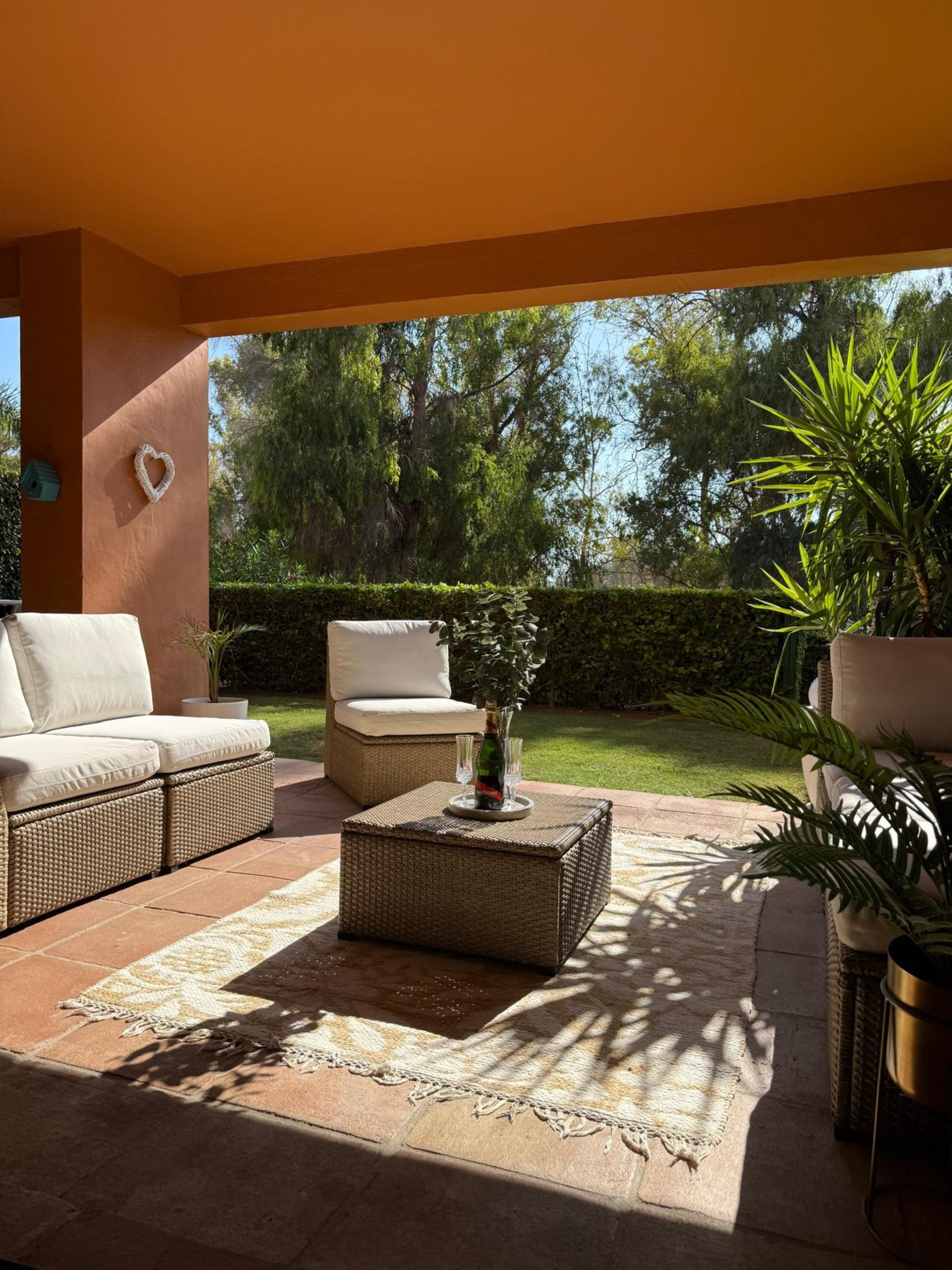 Fantástico apartamento de 2 dormitorios en Benatalaya, primera línea de golf