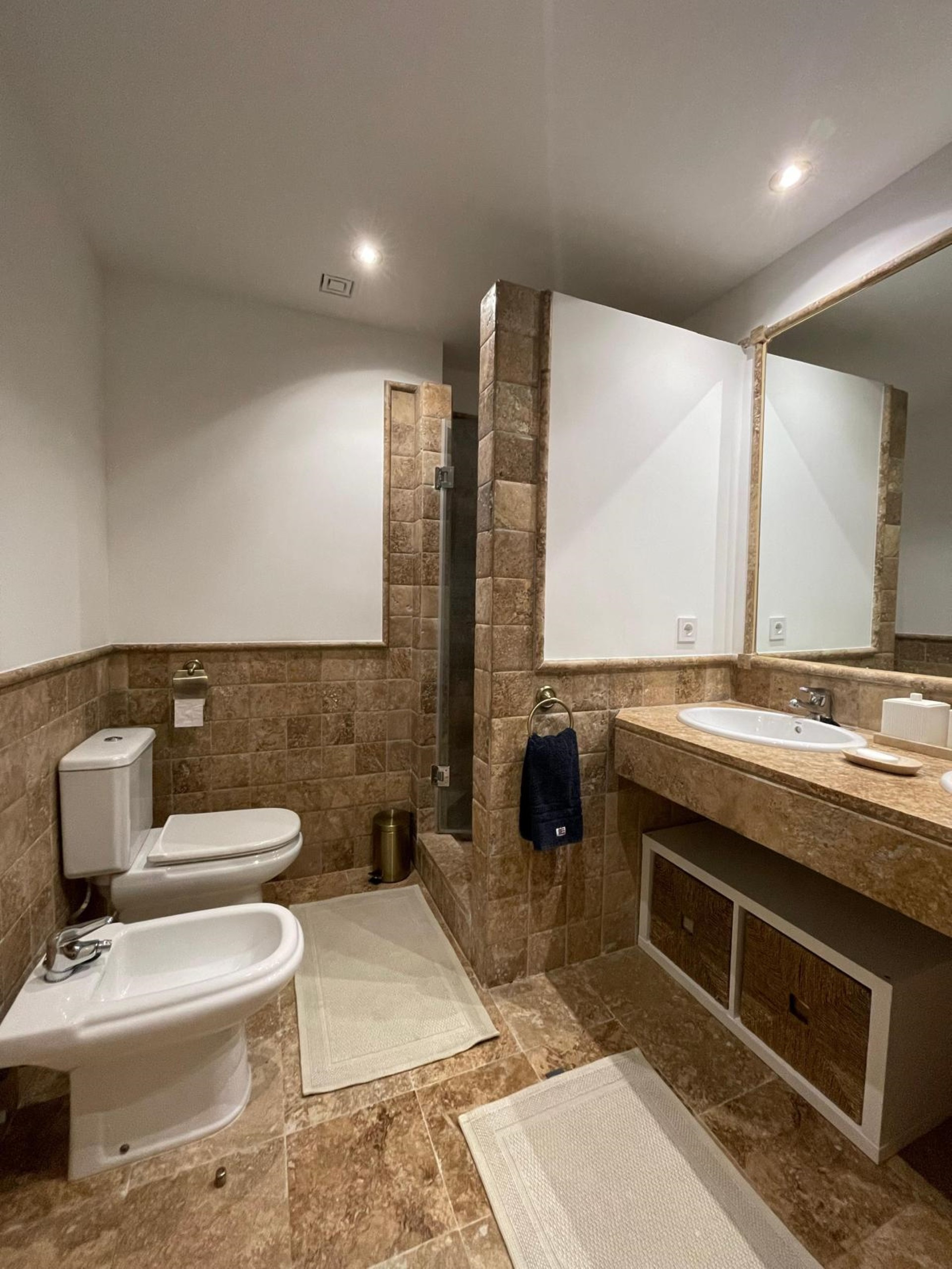 Fantástico apartamento de 2 dormitorios en Benatalaya, primera línea de golf