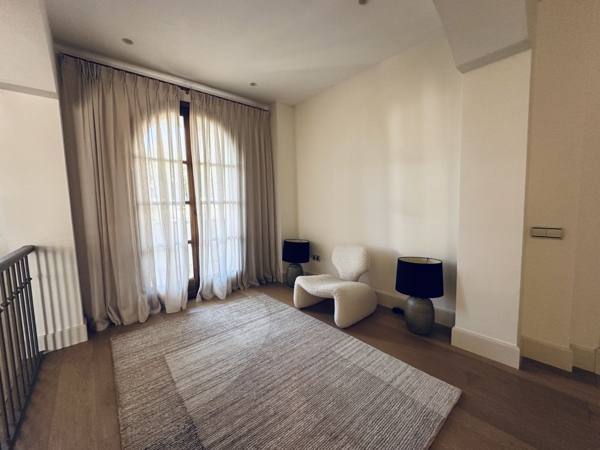 Elegante villa de lujo de 5 dormitorios en Balcones de Sierra Blanca, Milla de Oro de Marbella