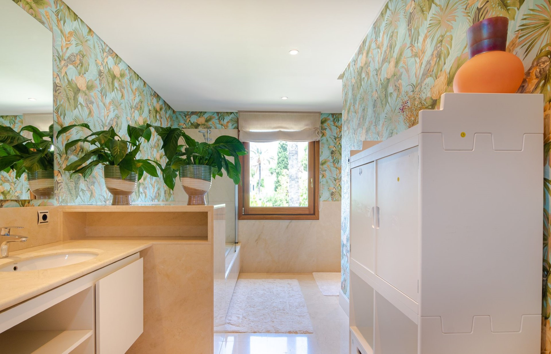 Elegante villa de lujo de 5 dormitorios en Balcones de Sierra Blanca, Milla de Oro de Marbella