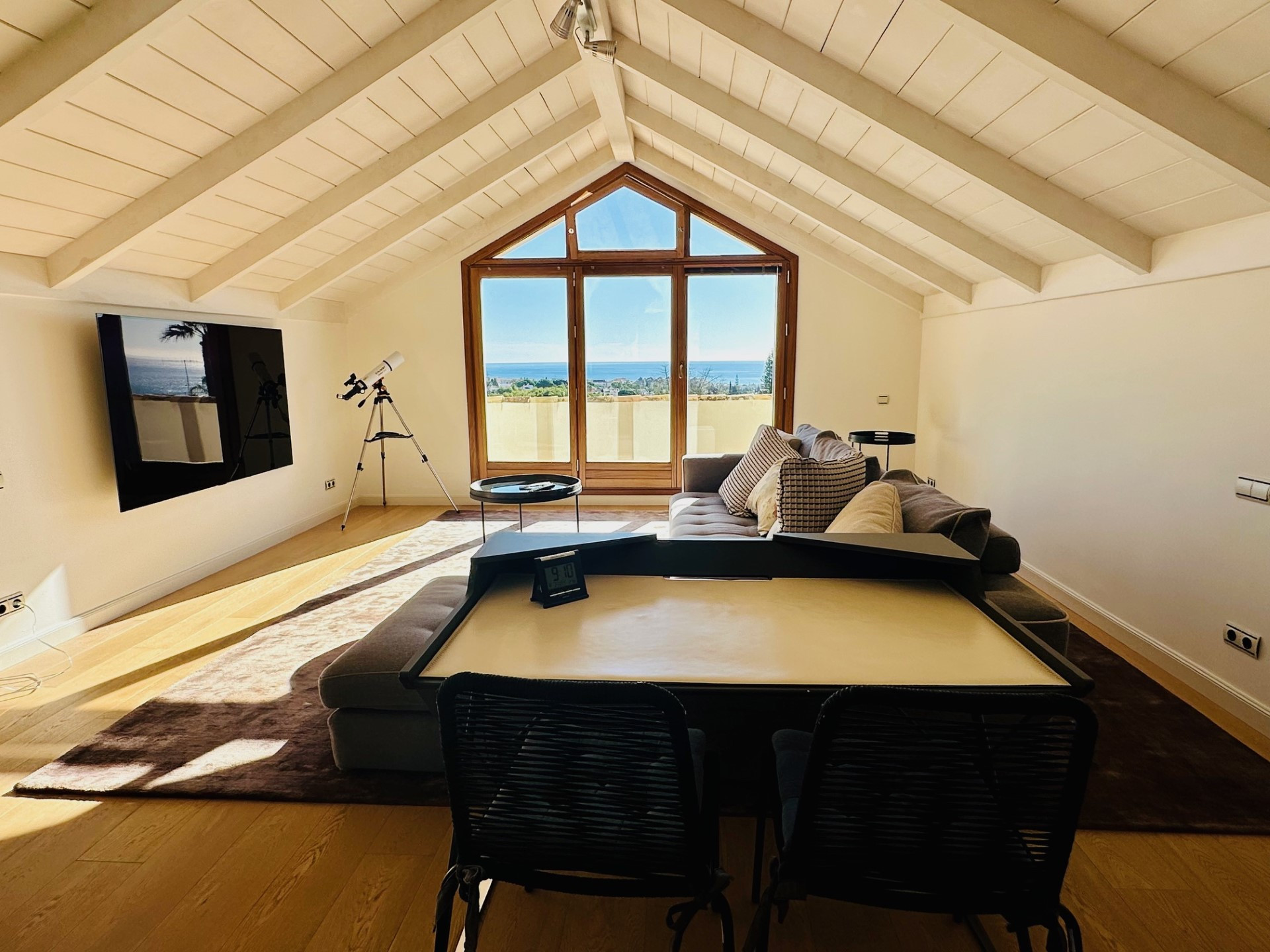 Elegante villa de lujo de 5 dormitorios en Balcones de Sierra Blanca, Milla de Oro de Marbella