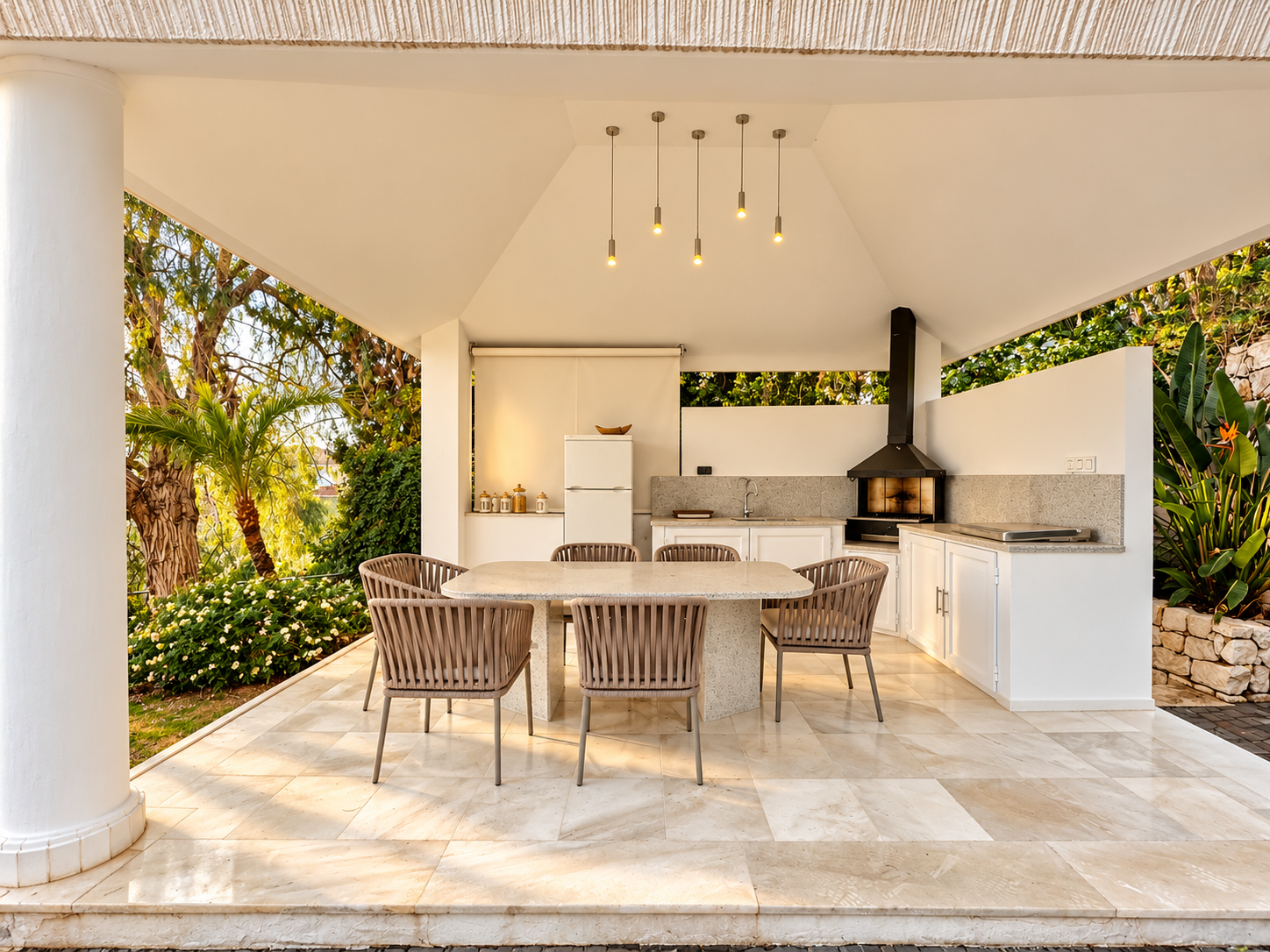 Villa de estilo Miami en exclusiva en El Herrojo
