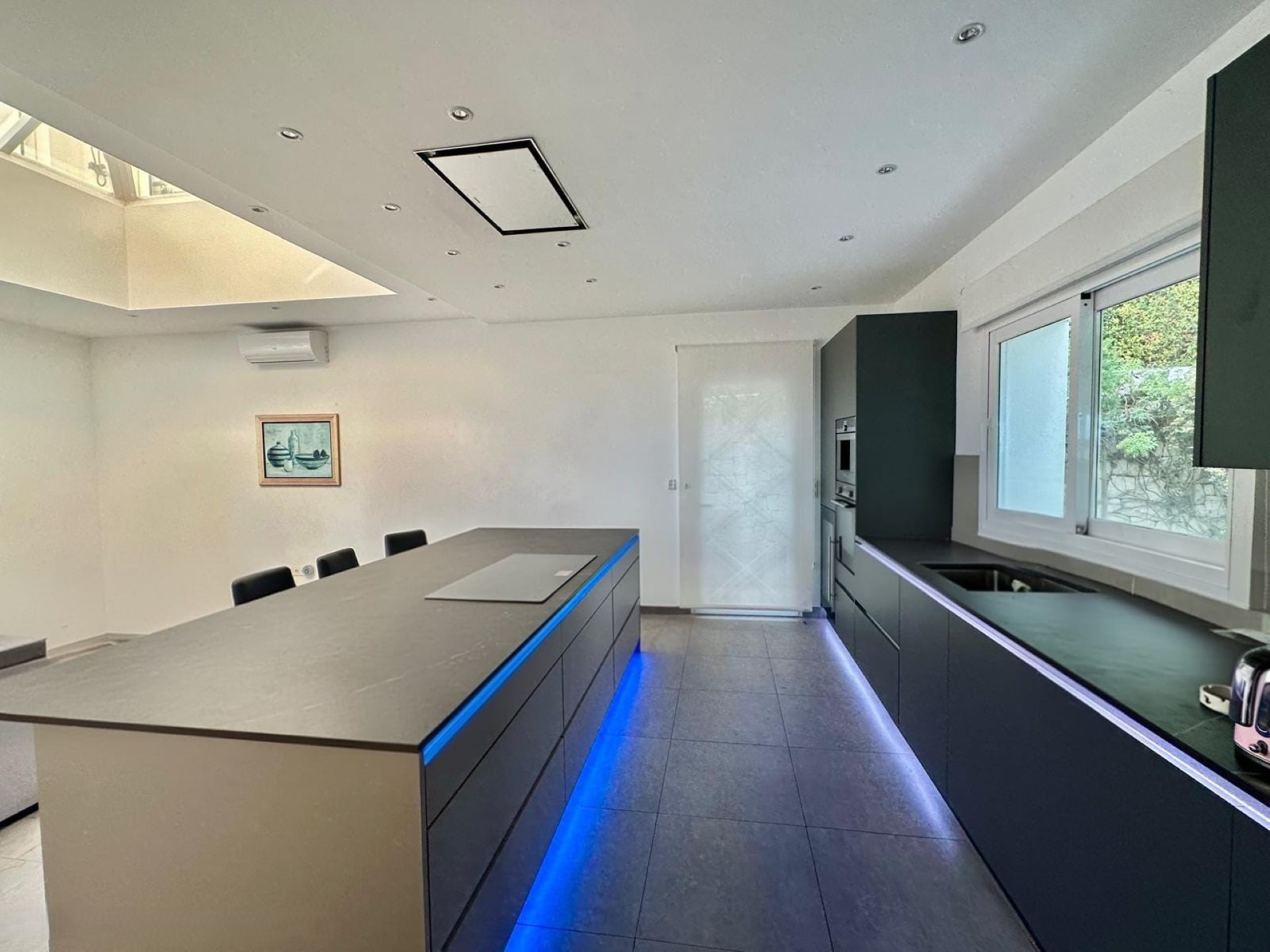 Villa de estilo Miami en exclusiva en El Herrojo