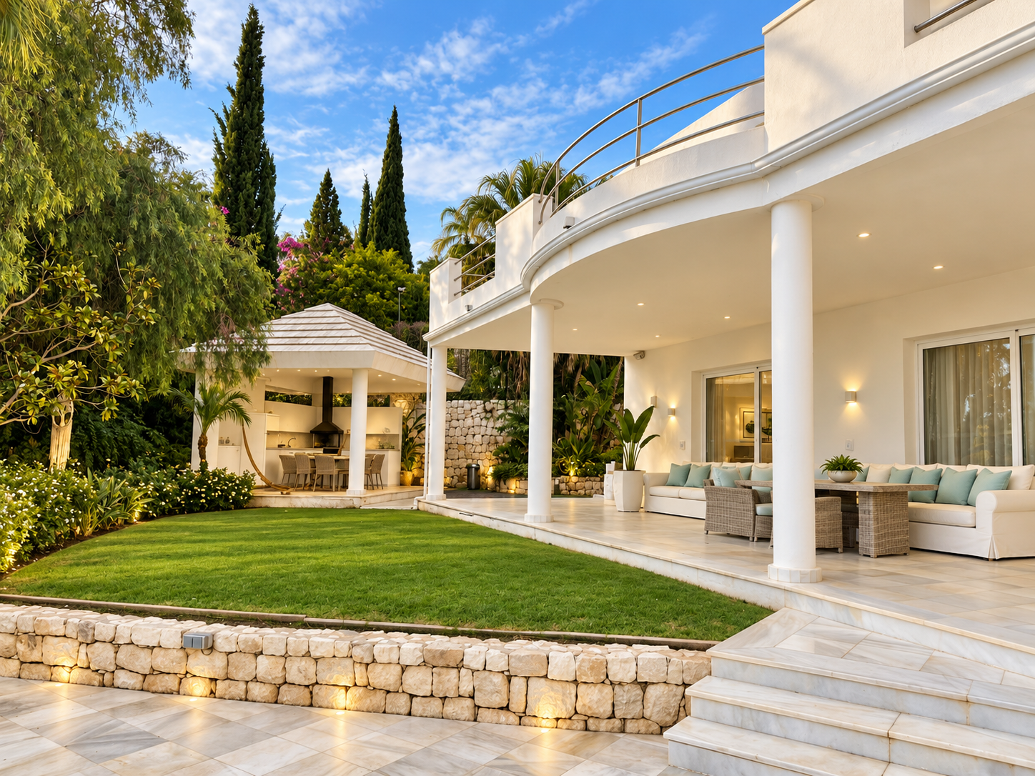 Villa de estilo Miami en exclusiva en El Herrojo