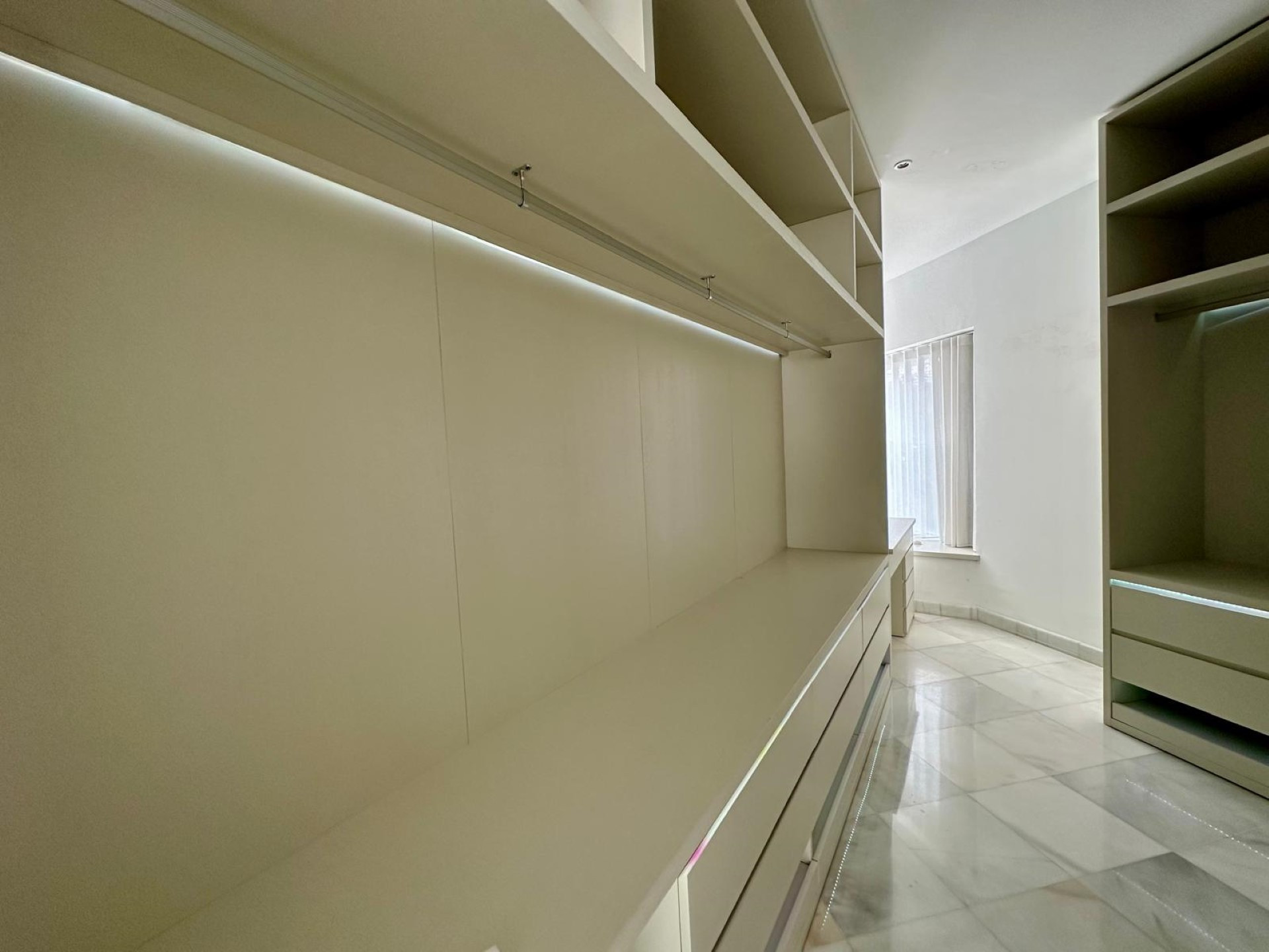 Villa de estilo Miami en exclusiva en El Herrojo