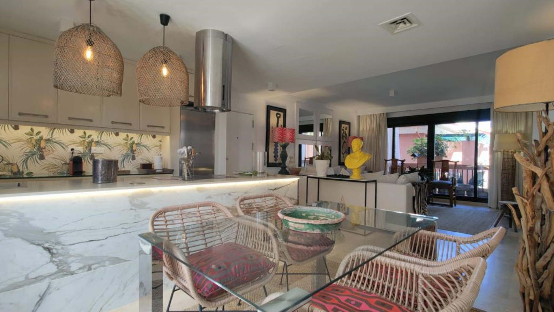 Apartment in Carib Playa, Marbella.