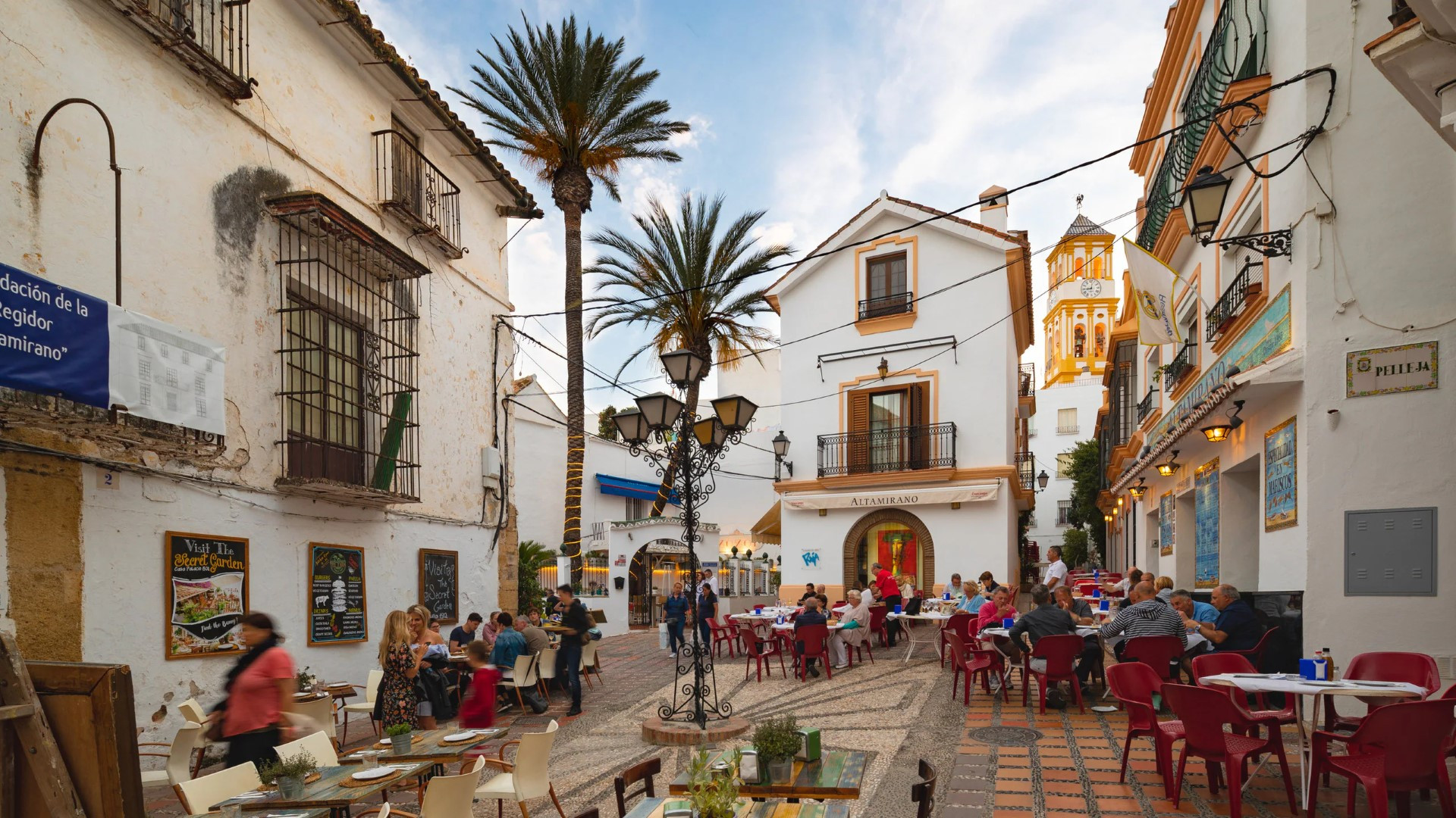 Ático dúplex renovado de 3 dormitorios en el Casco Antiguo de Marbella