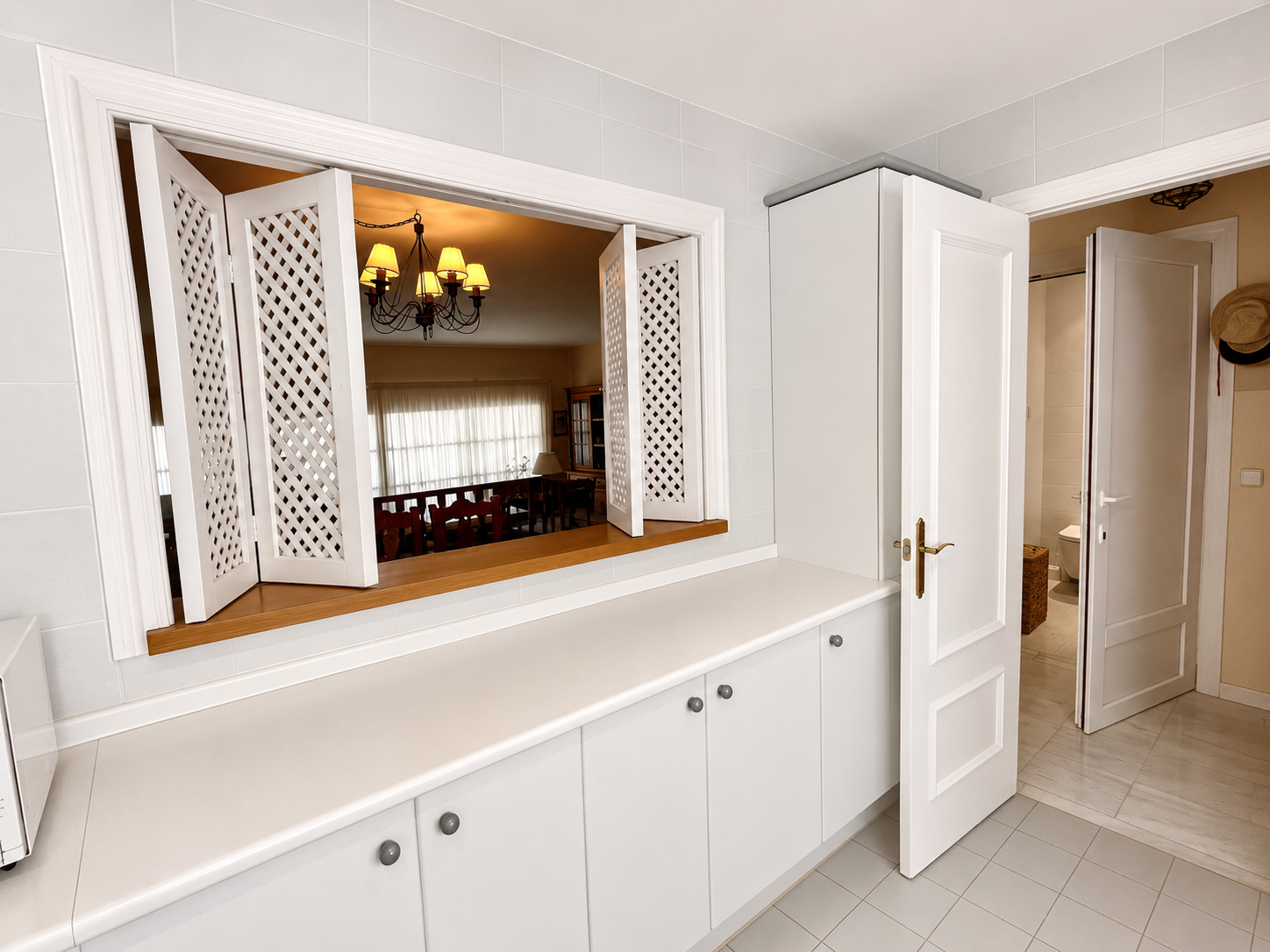 Ideal 3 bedroom townhouse with private garden in Monte Biarritz, Estepona