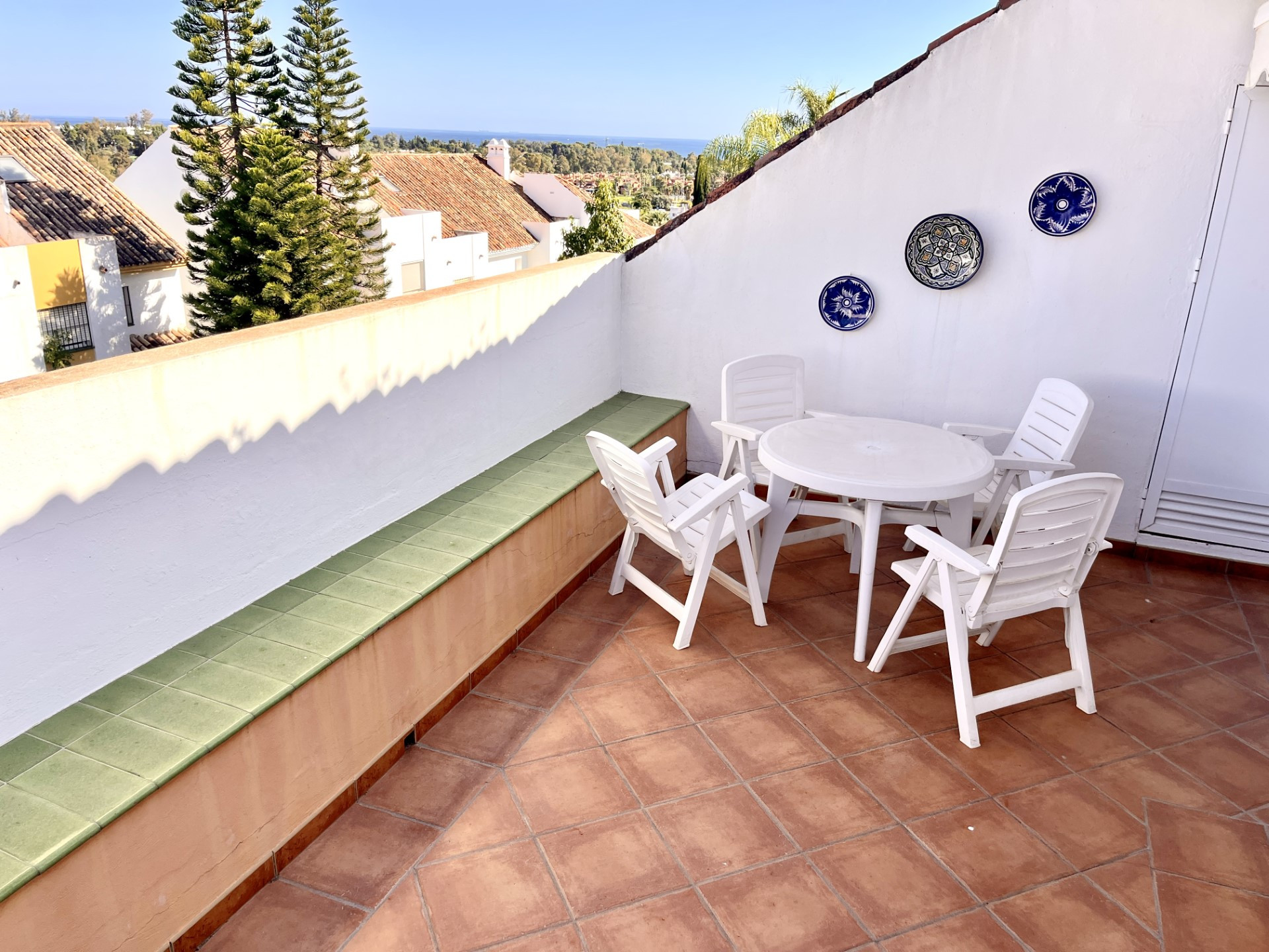 Ideal 3 bedroom townhouse with private garden in Monte Biarritz, Estepona