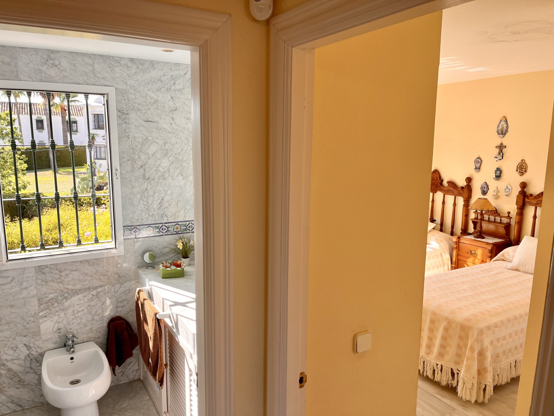Ideal 3 bedroom townhouse with private garden in Monte Biarritz, Estepona