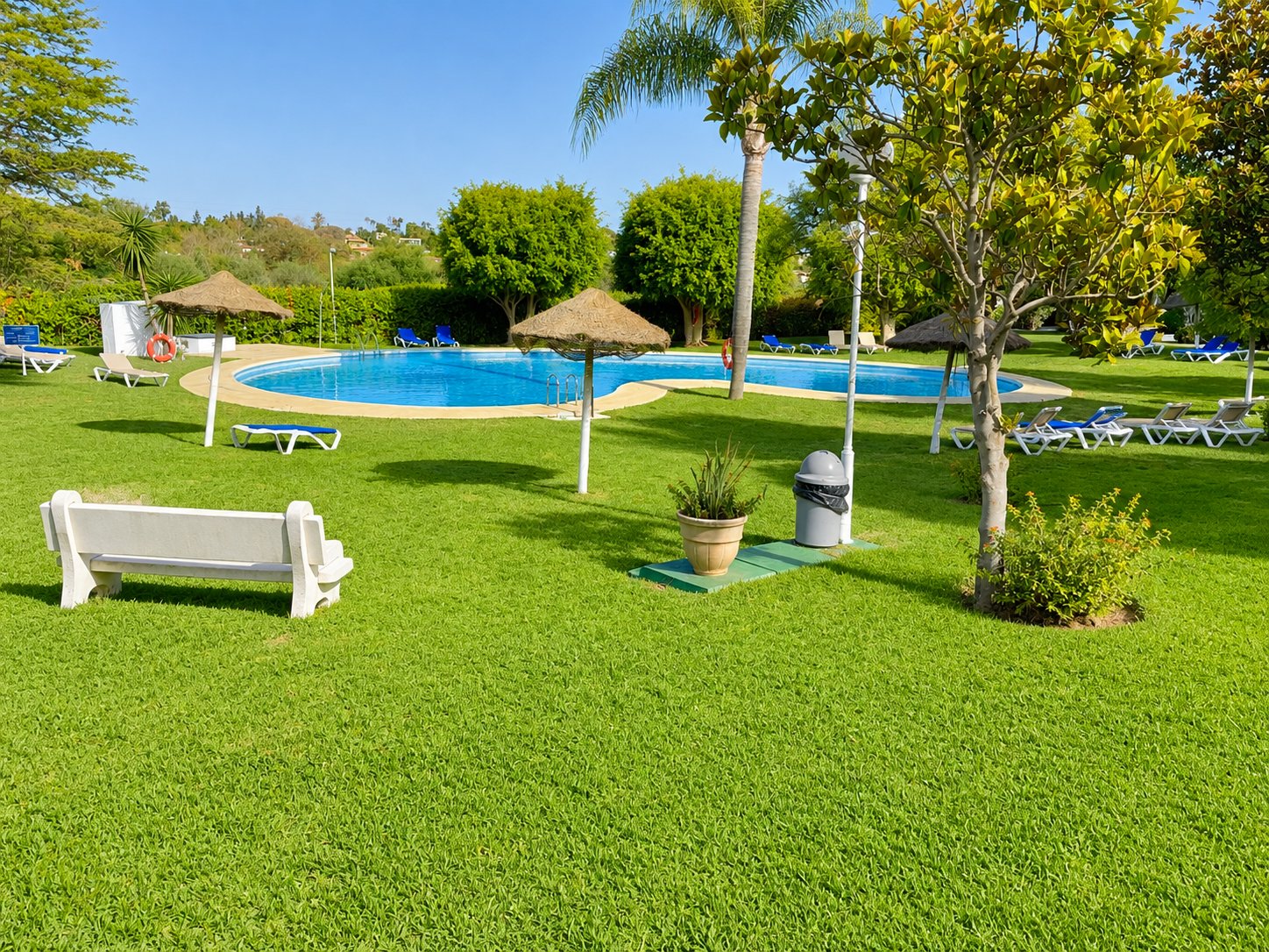 Ideal 3 bedroom townhouse with private garden in Monte Biarritz, Estepona