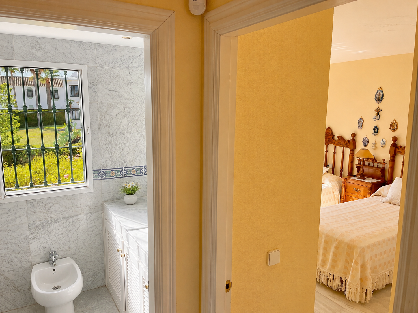 Ideal 3 bedroom townhouse with private garden in Monte Biarritz, Estepona