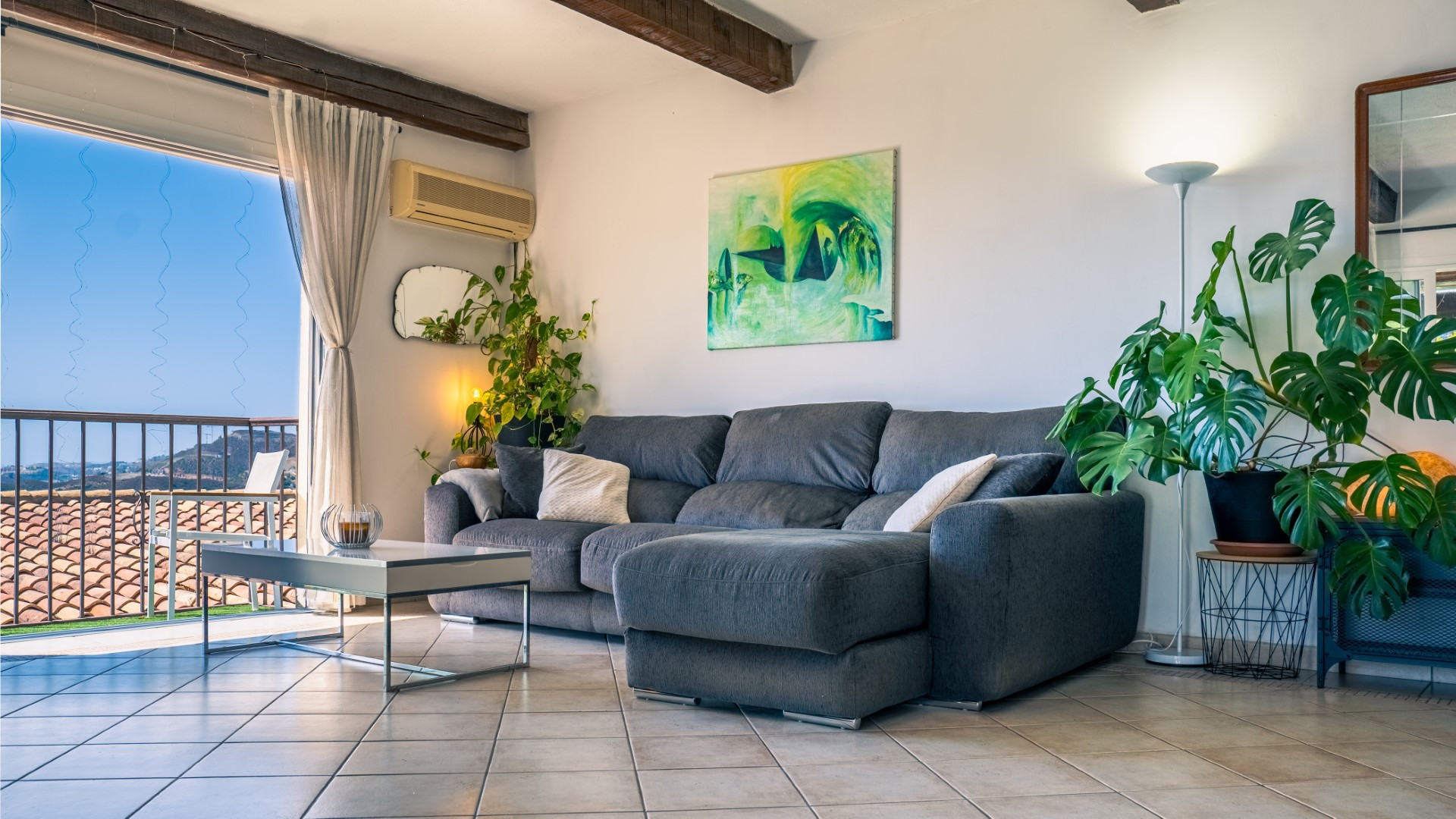 Ideal villa on 1 floor with private pool and panoramic views in Cerros del Lago, Istan