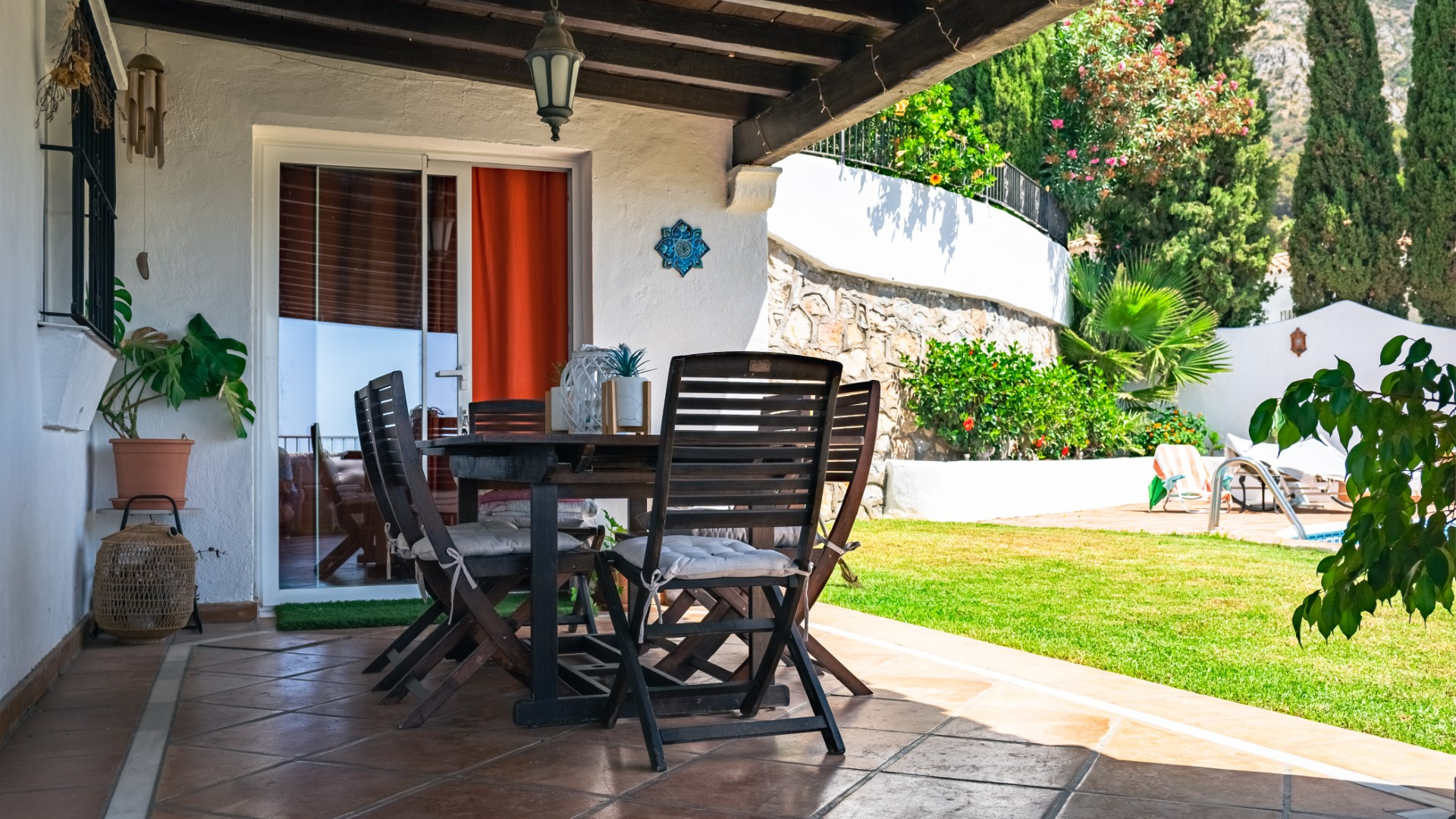 Ideal villa on 1 floor with private pool and panoramic views in Cerros del Lago, Istan