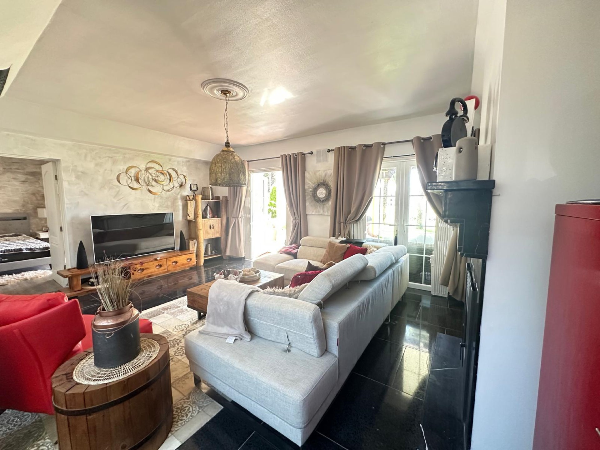 Unique 3 bedroom townhouse in a small community on the New Golden Mile