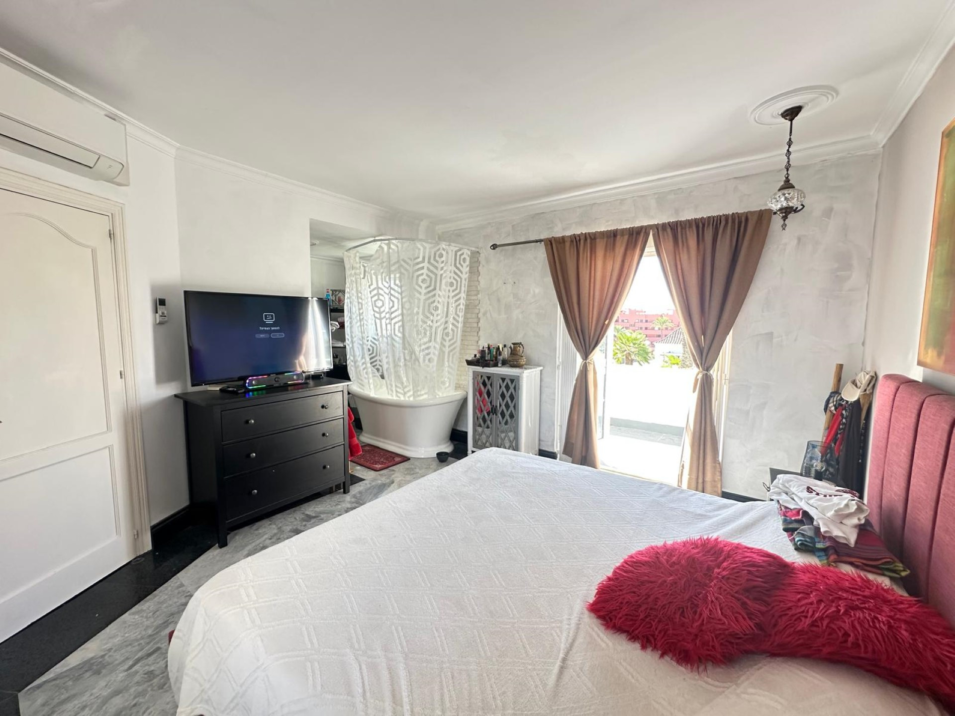 Unique 3 bedroom townhouse in a small community on the New Golden Mile