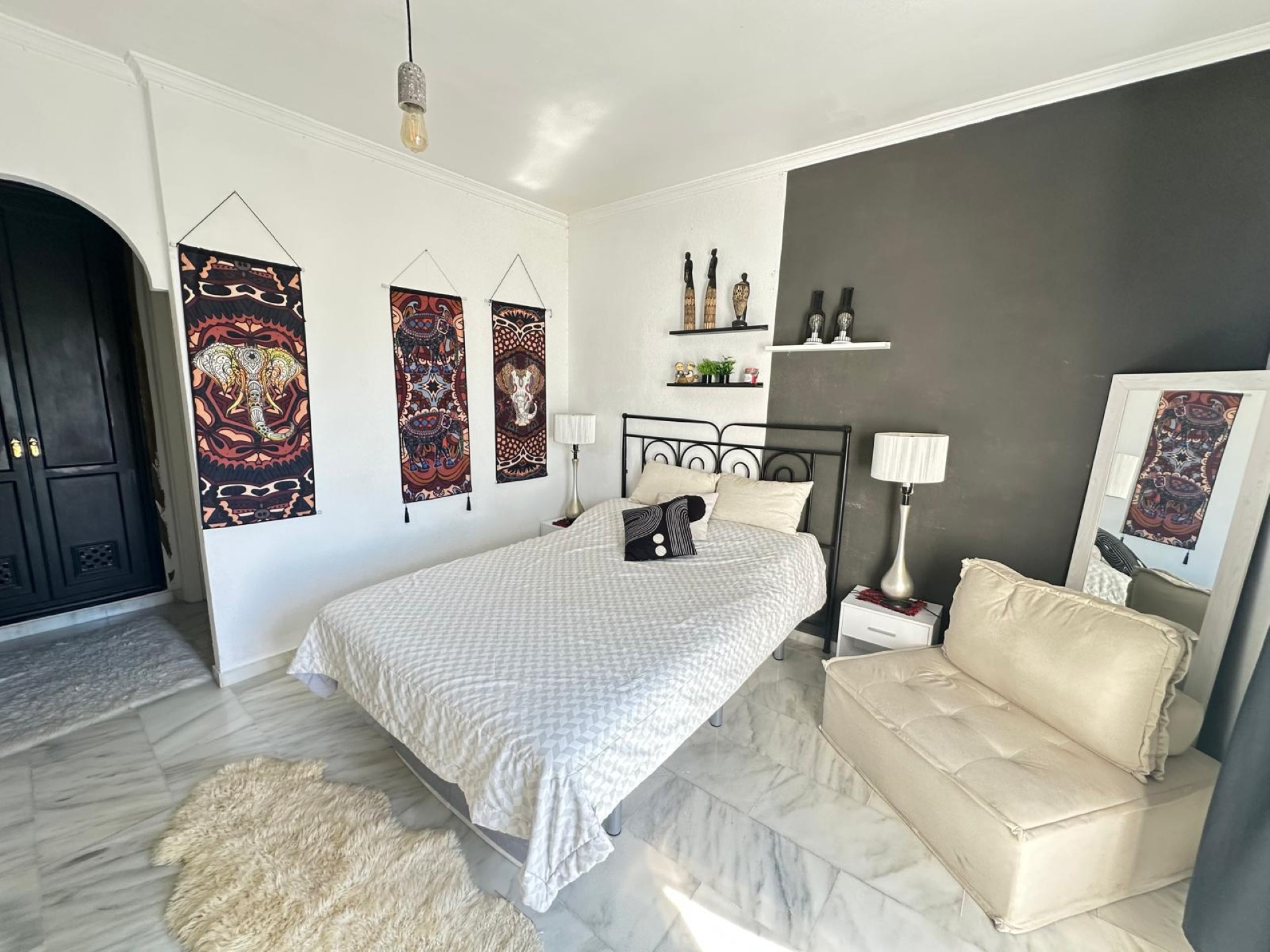 Unique 3 bedroom townhouse in a small community on the New Golden Mile
