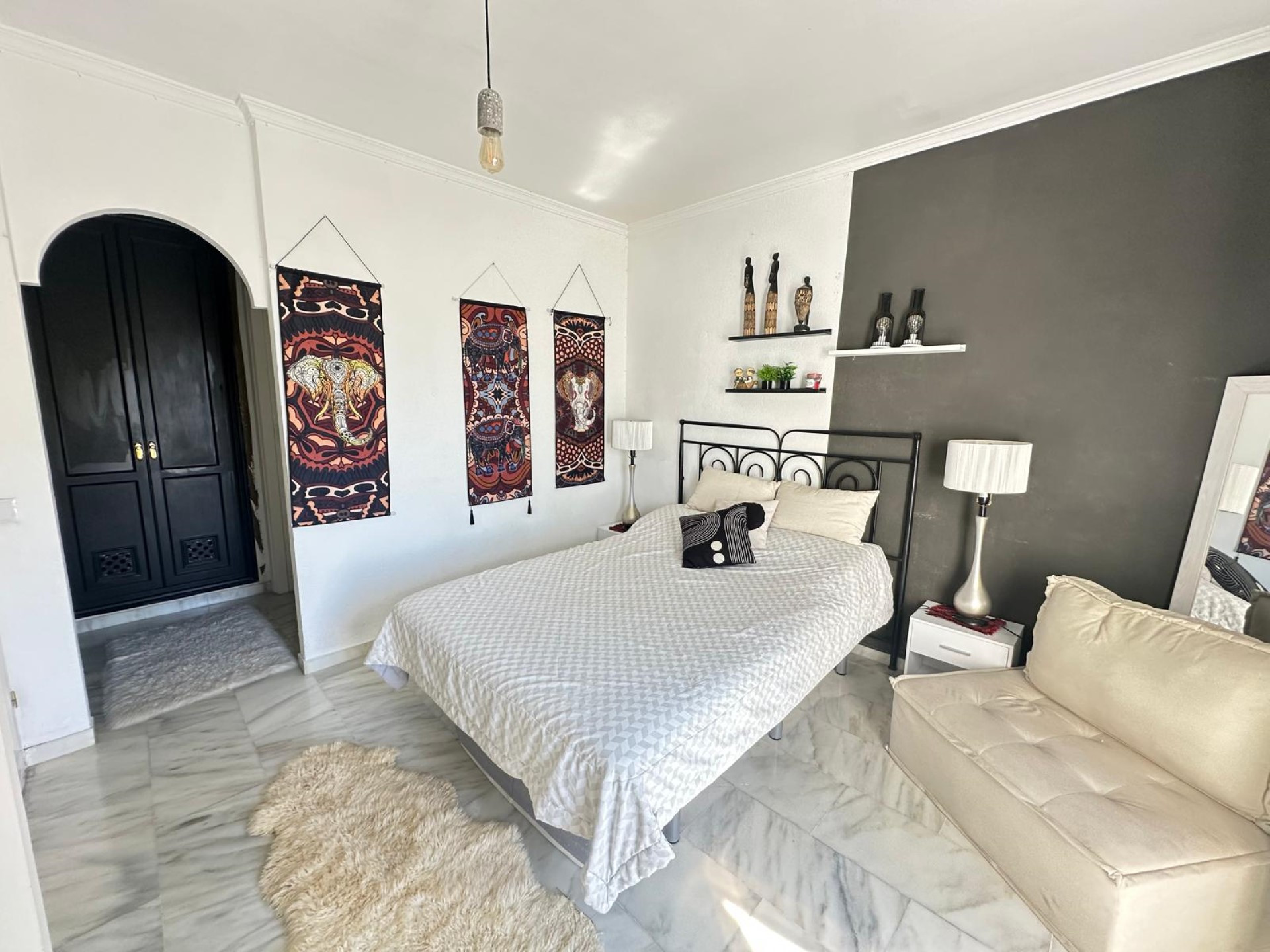 Unique 3 bedroom townhouse in a small community on the New Golden Mile