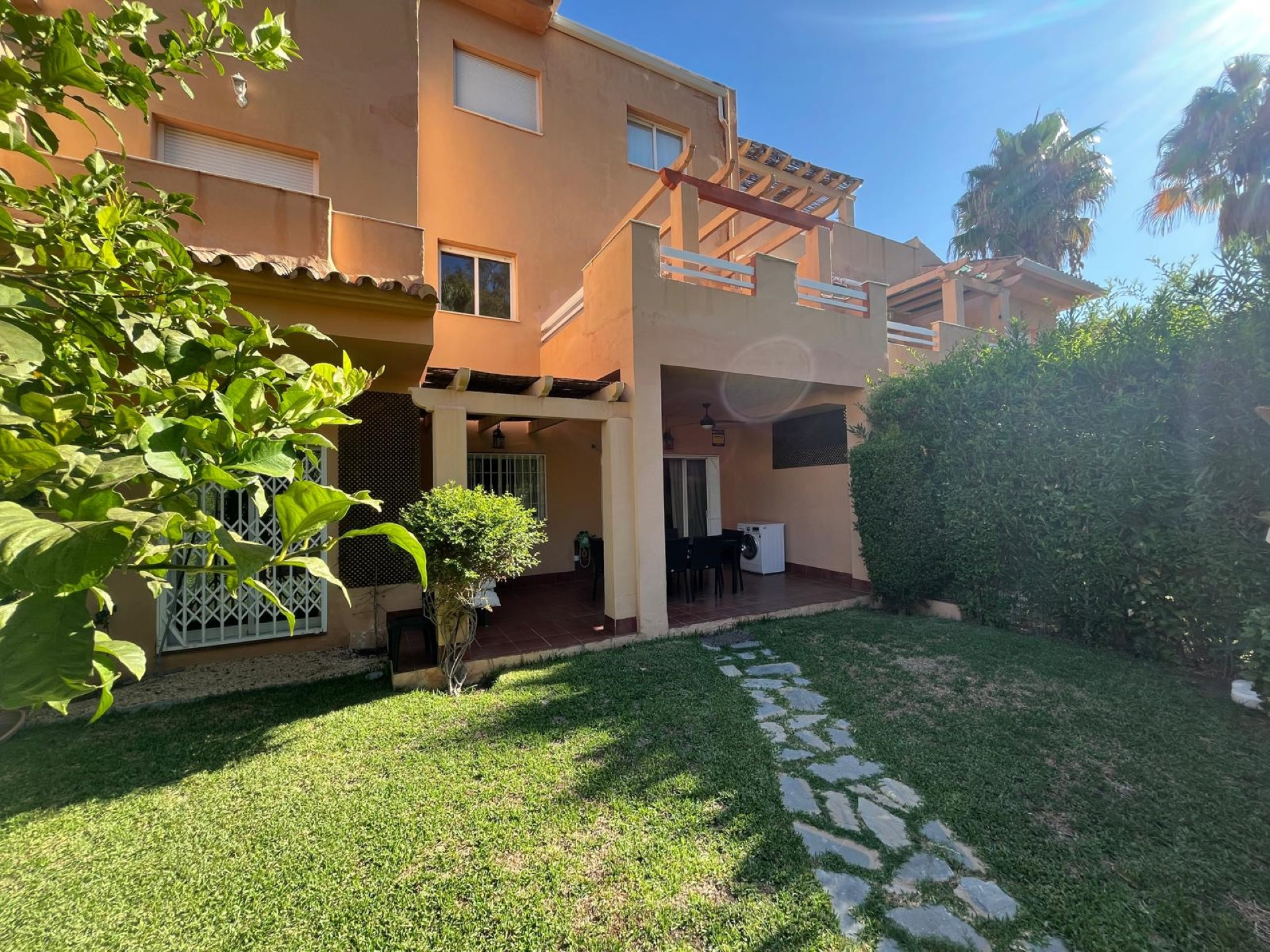 Renovated ground floor apartment by the beach, in Carib Playa, East Marbella