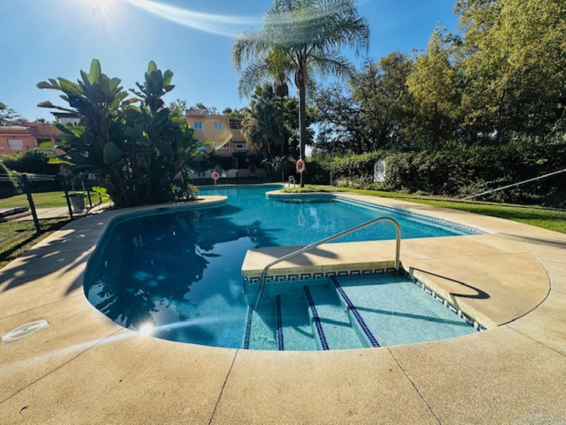 Renovated ground floor apartment by the beach, in Carib Playa, East Marbella