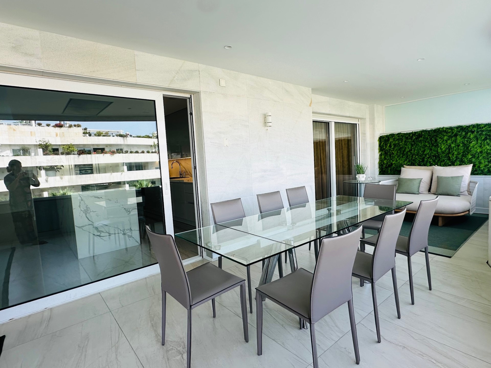 Exceptional 6 bedroom luxury apartment with sea views in El Embrujo Banús, Puerto Banus