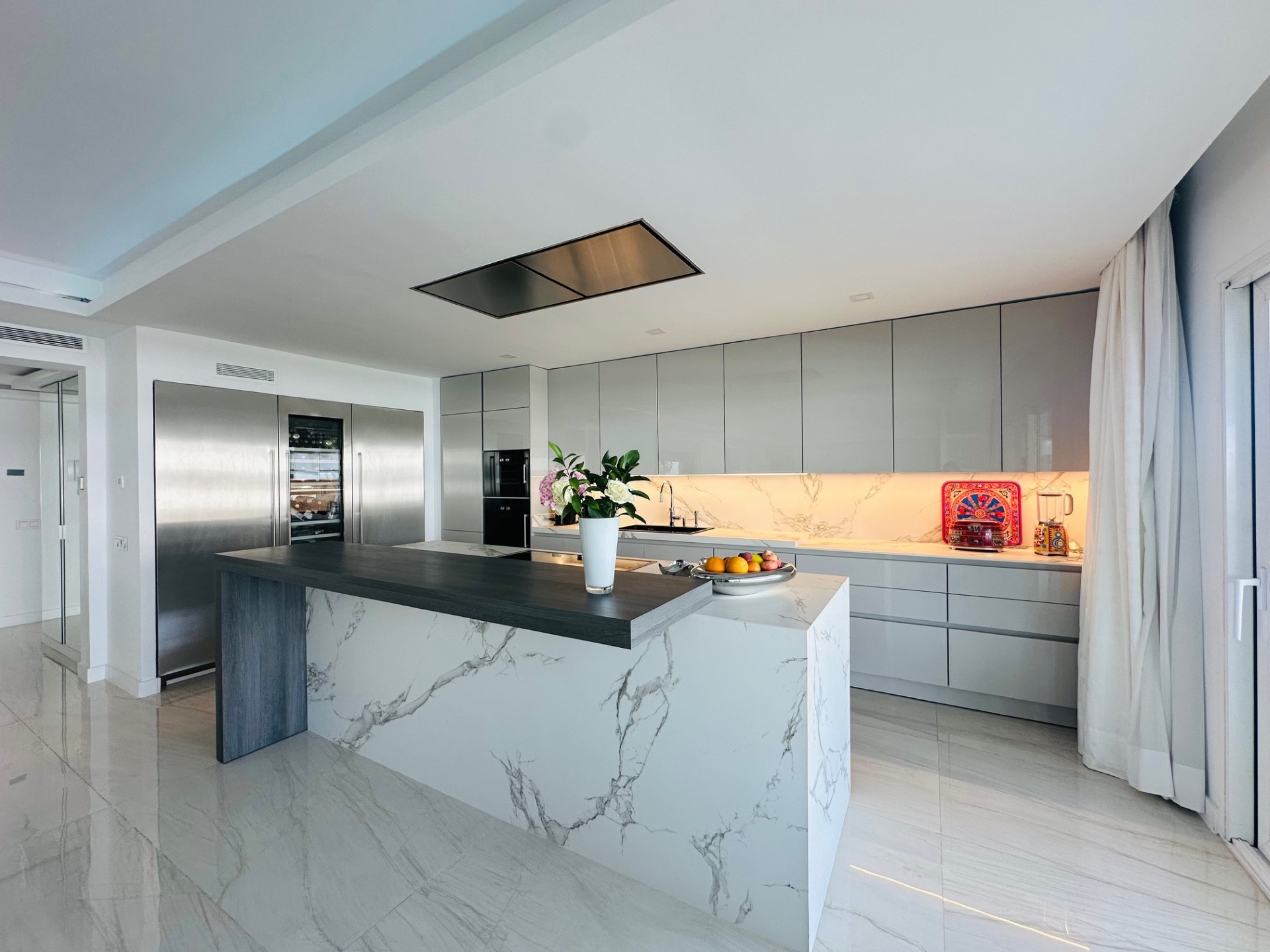 Exceptional 6 bedroom luxury apartment with sea views in El Embrujo Banús, Puerto Banus