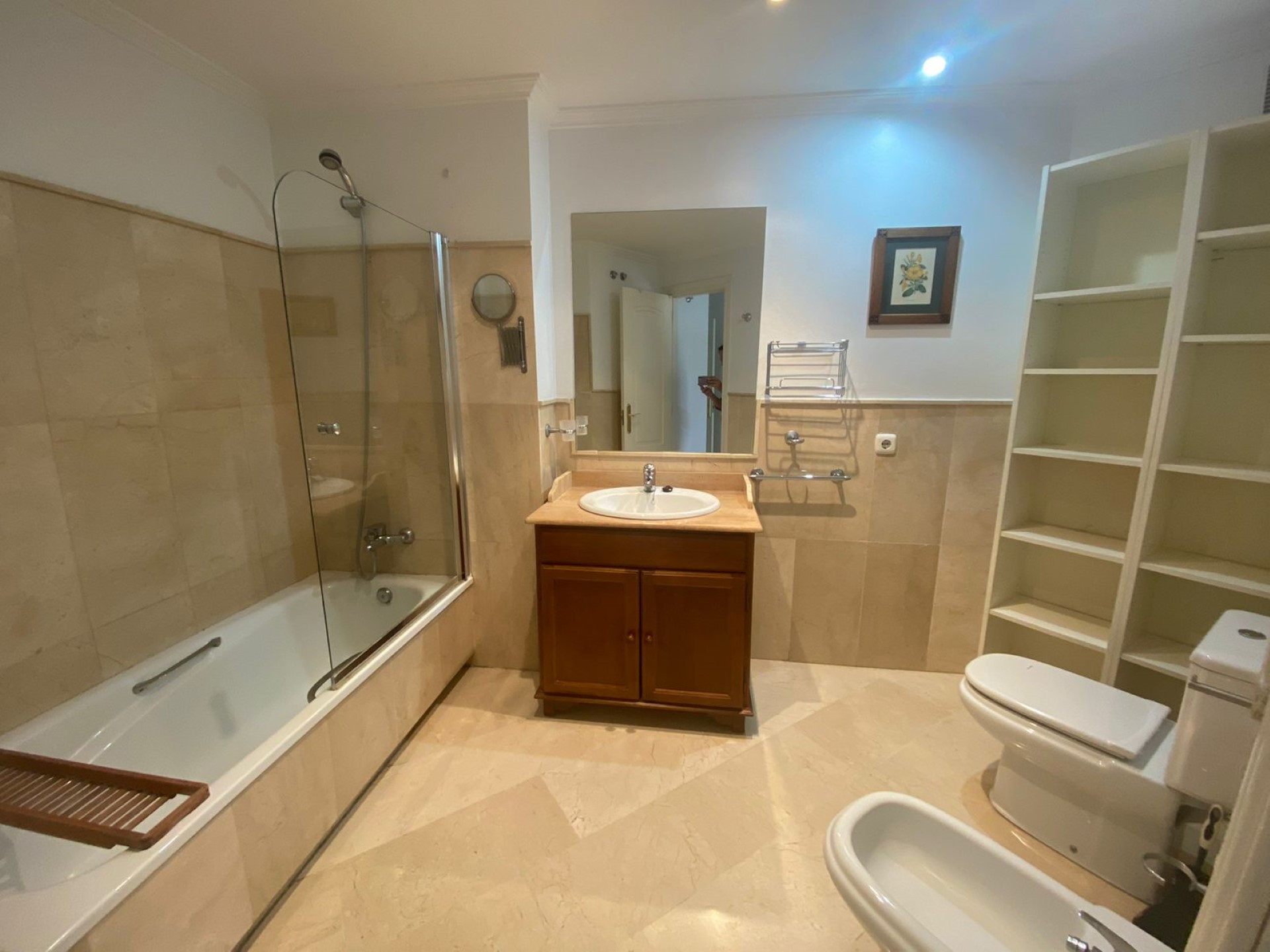 3 bedroom corner apartment in Nueva Alcantara, beachside in San Pedro