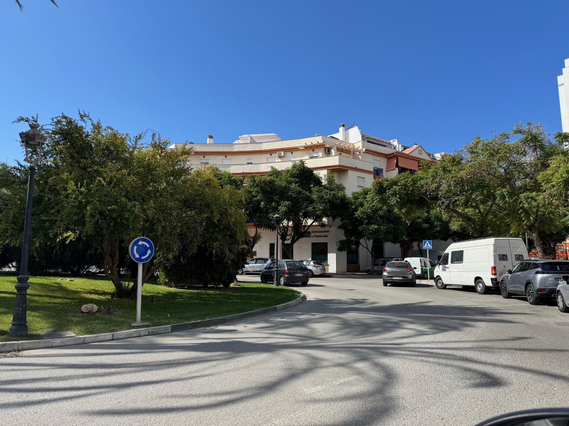 Penthouse in Central Estepona with Spacious Solarium