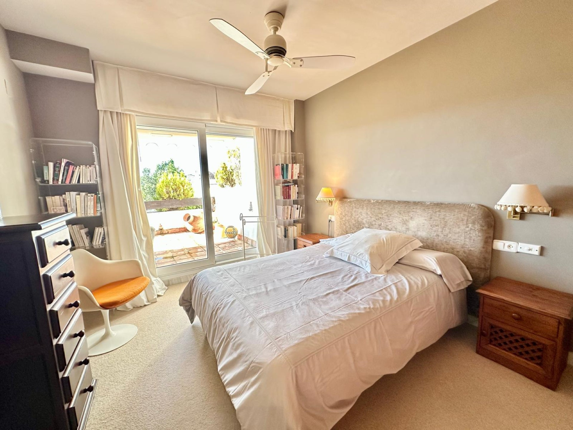 Elegant 2 bedroom Apartment in Aloha Mirasierra, Nueva Andalucia