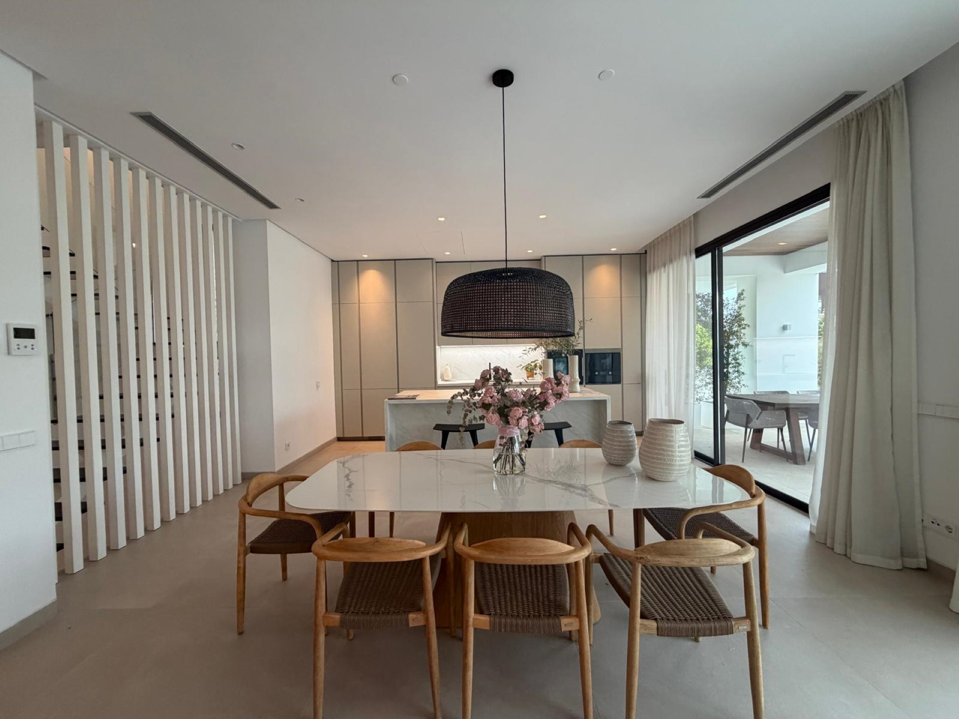 Contemporary 4 bedroom mediterranean villa in La Fuente, Marbella town