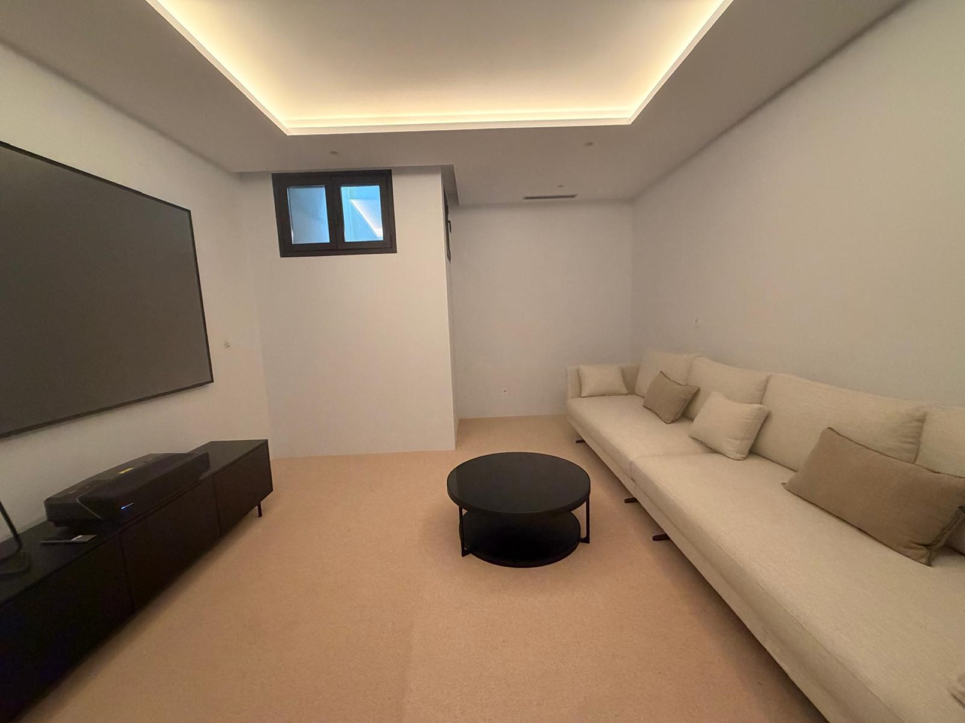 Contemporary 4 bedroom mediterranean villa in La Fuente, Marbella town