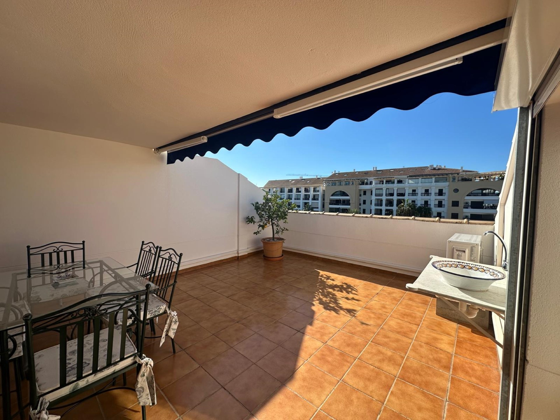 Excellent 3-Bedroom Duplex Penthouse in San Pedro de Alcántara