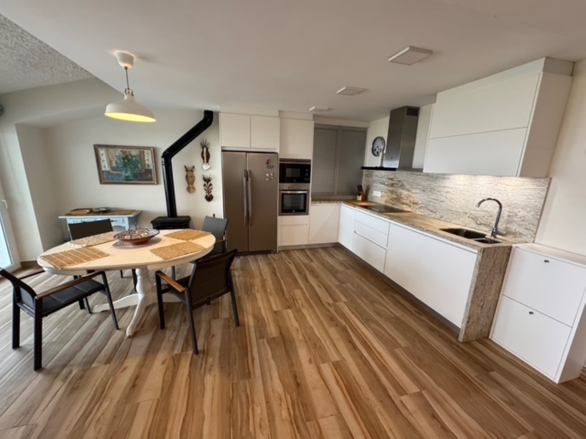 Villa en Primera Línea de Playa en Bahia Dorada, Estepona