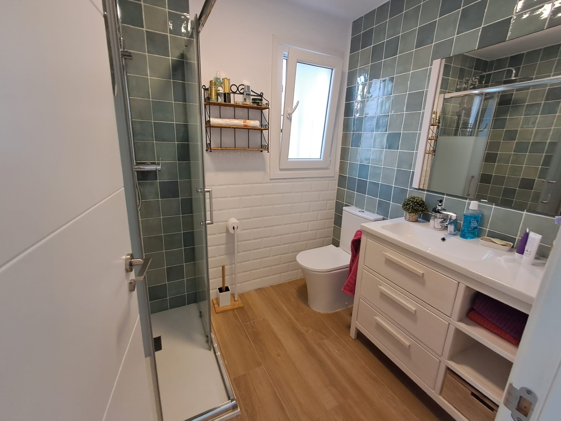 Villa en Primera Línea de Playa en Bahia Dorada, Estepona