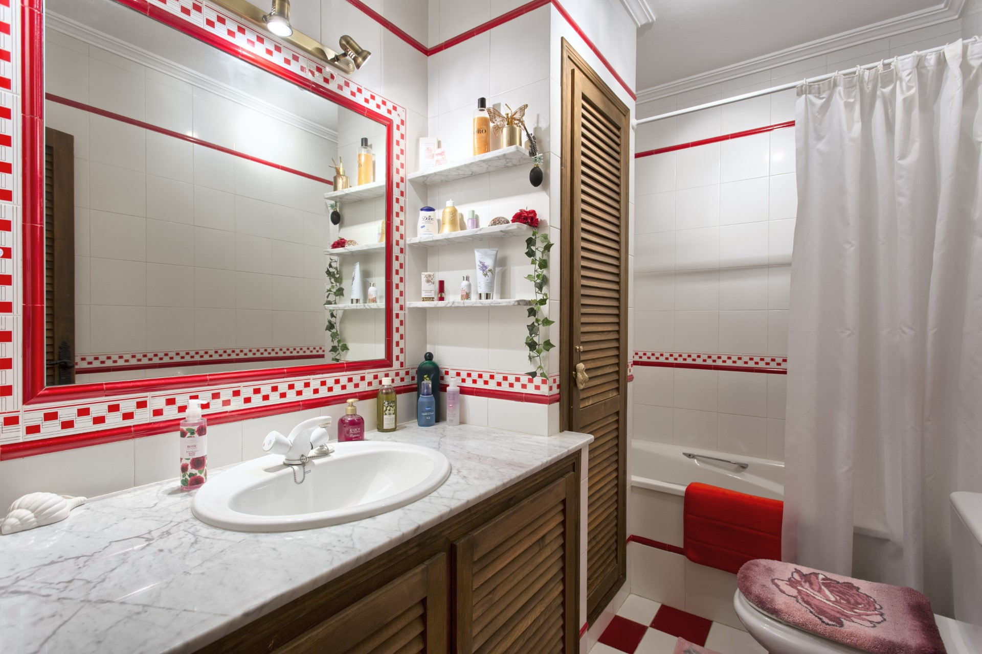 Charming andalusian townhouse in Benahavis Village