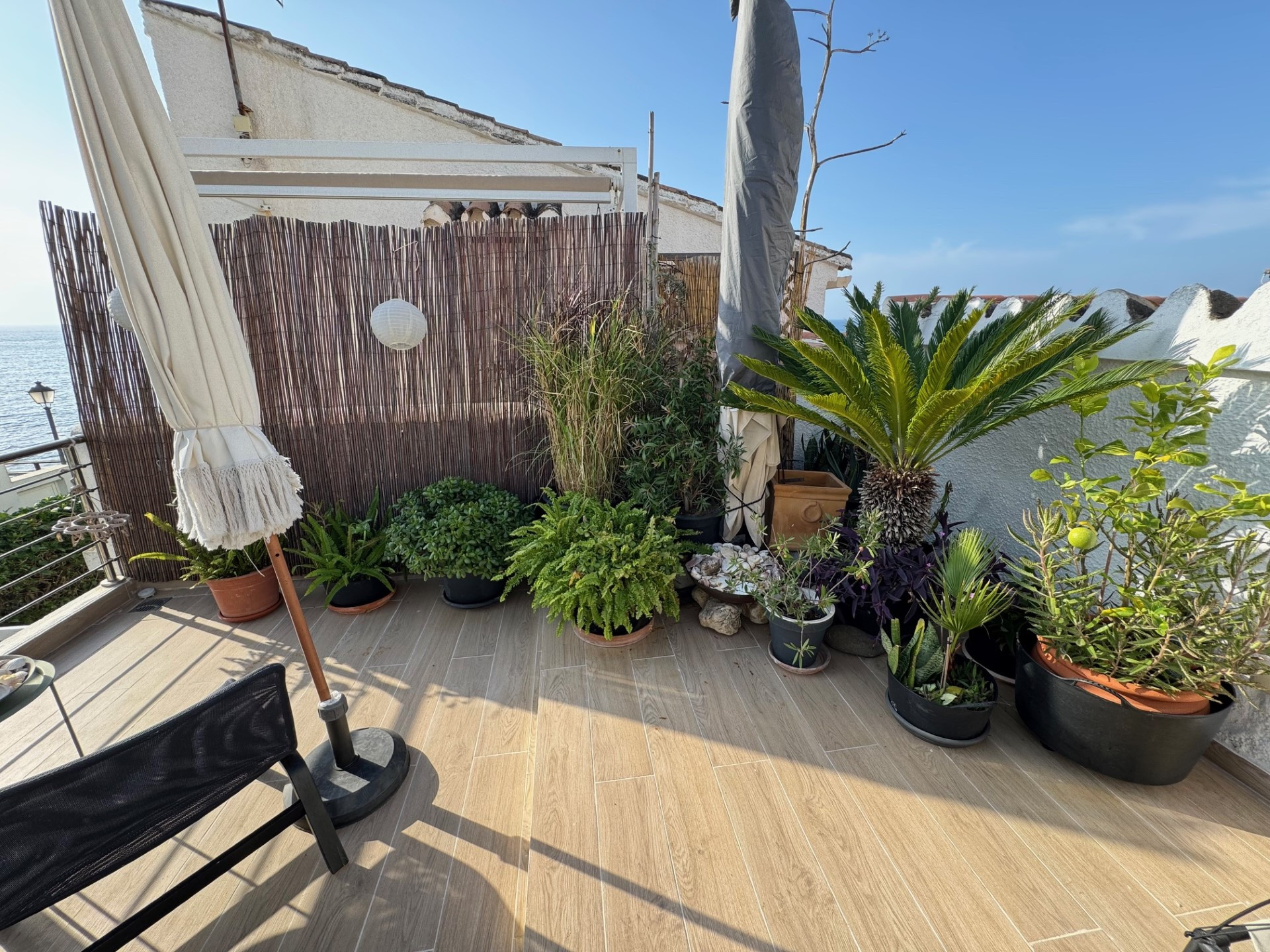 Townhouse in a beachfront complex in Estepona