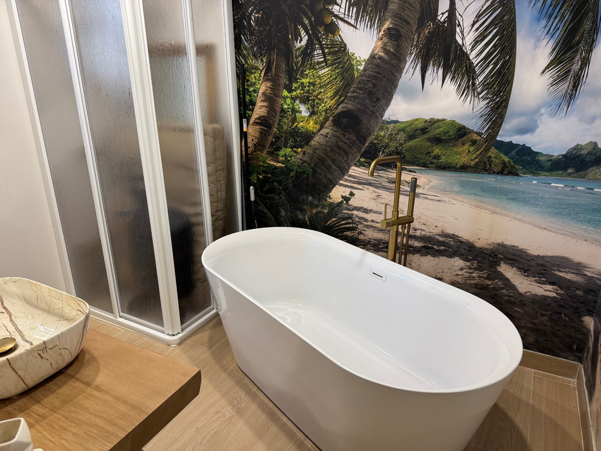 Townhouse in a beachfront complex in Estepona