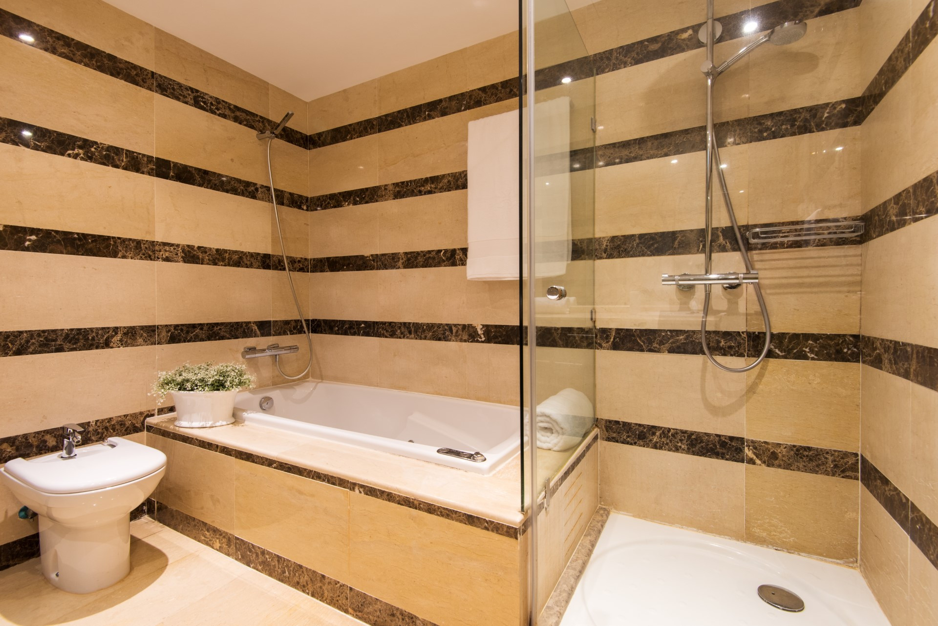 Elegant Townhouse in La Meridiana, Marbella Golden Mile