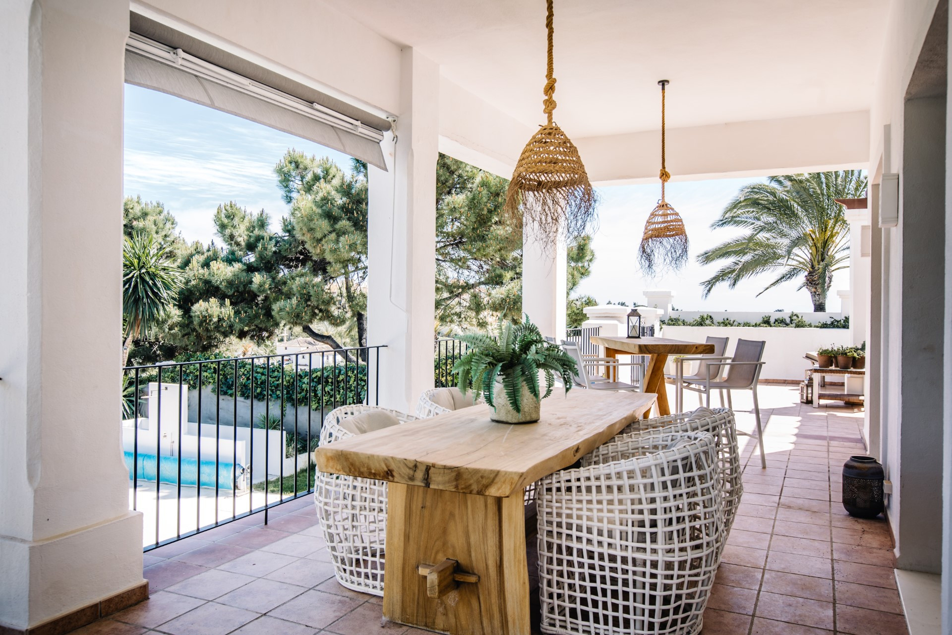 Exclusive 5-Bedroom Villa on the Frontline of Golf in La Resina.