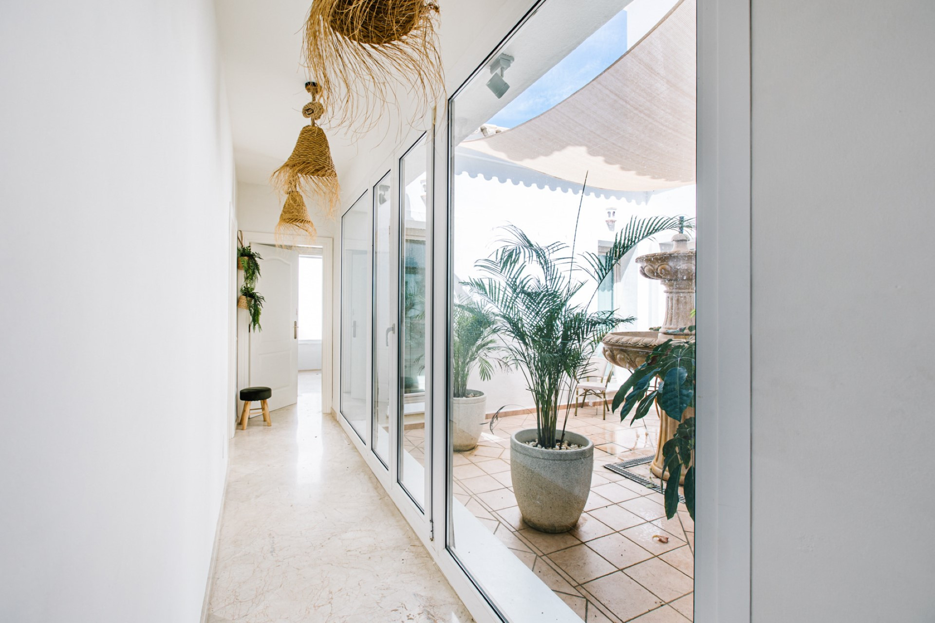 Exclusive 5-Bedroom Villa on the Frontline of Golf in La Resina.