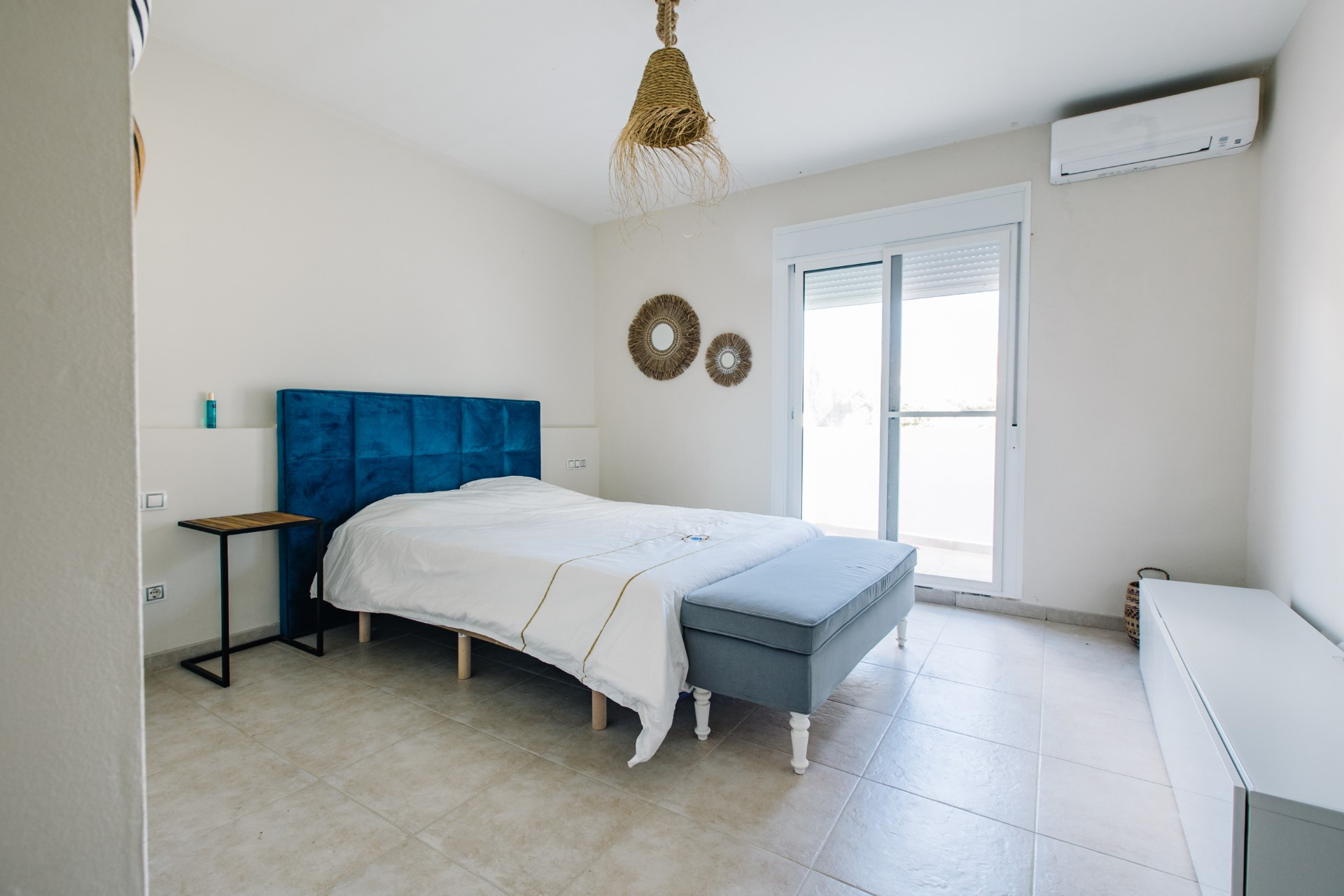 Exclusive 5-Bedroom Villa on the Frontline of Golf in La Resina.