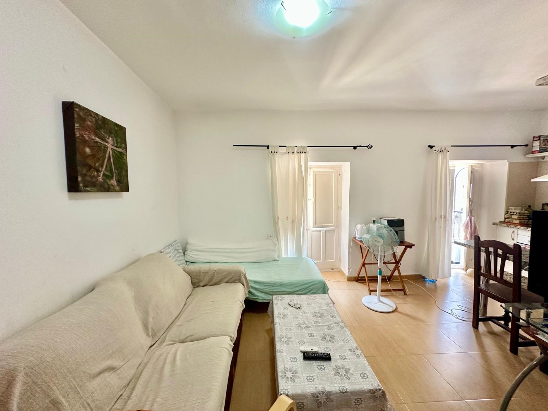 Edificio único que se abre a 2 calles con unidades comerciales en Marbella Old Town