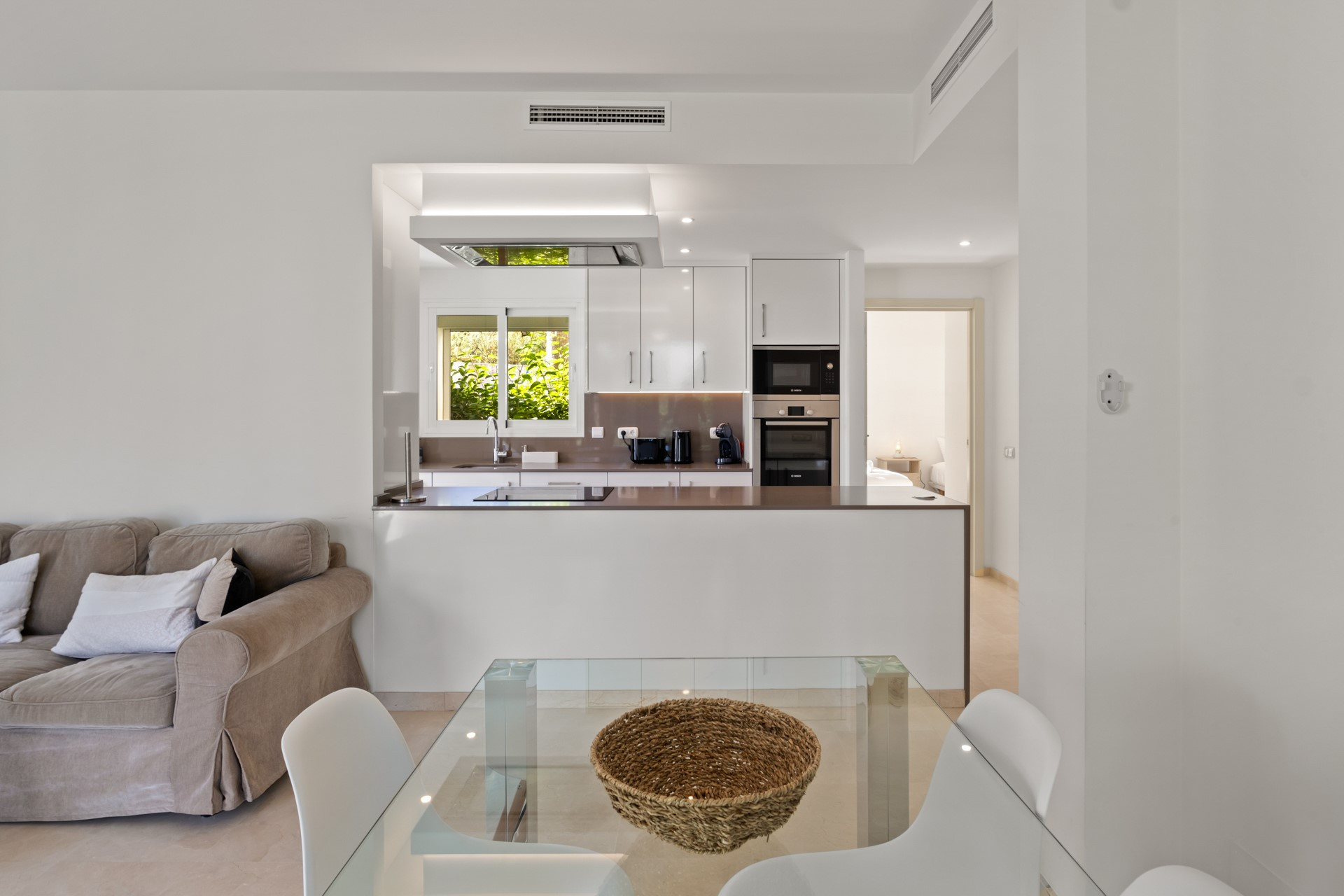 Modern Ground Floor Apartment in Alcazaba Lagoon, Casares
