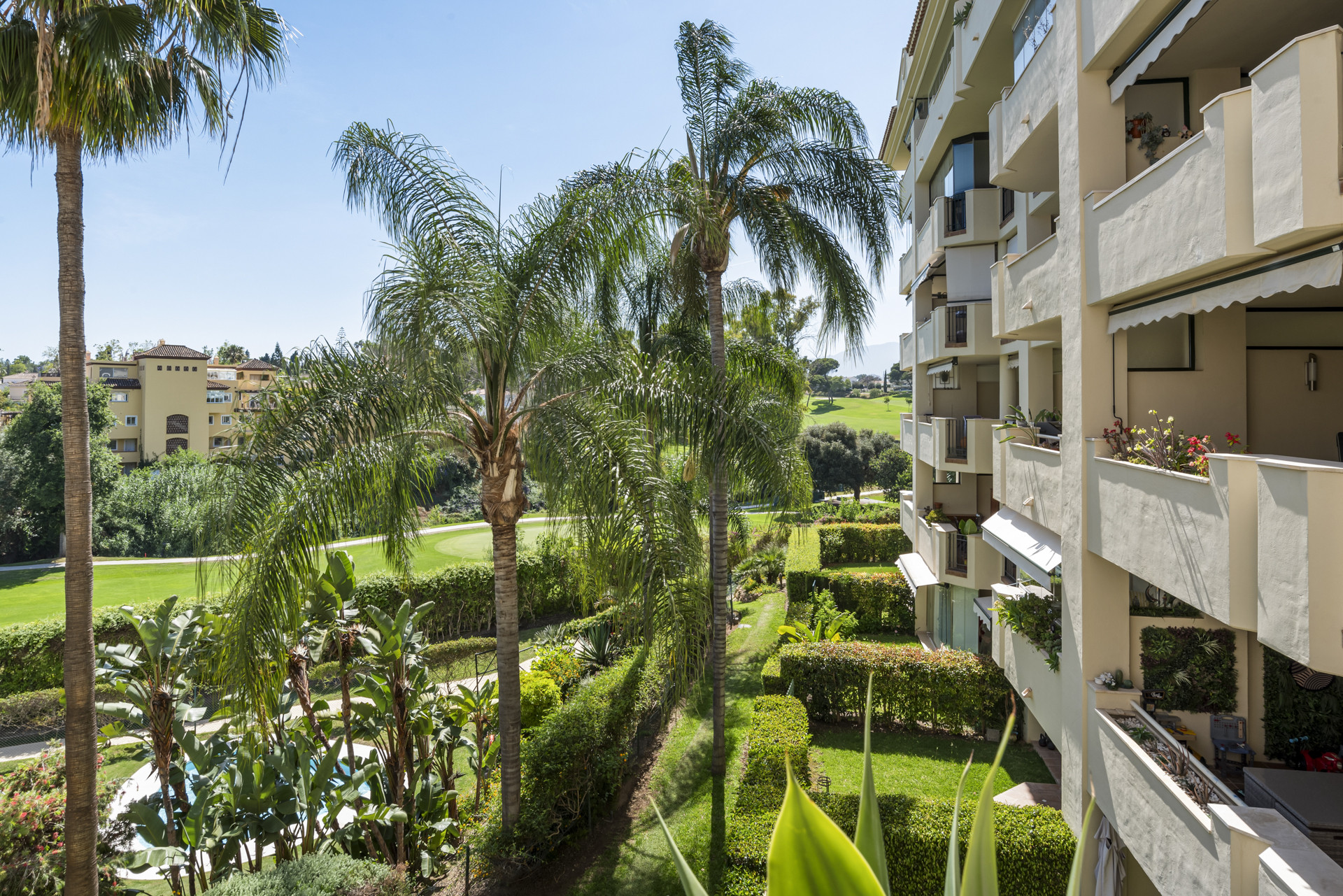 Apartamento en Guadalmina Alta, Marbella.