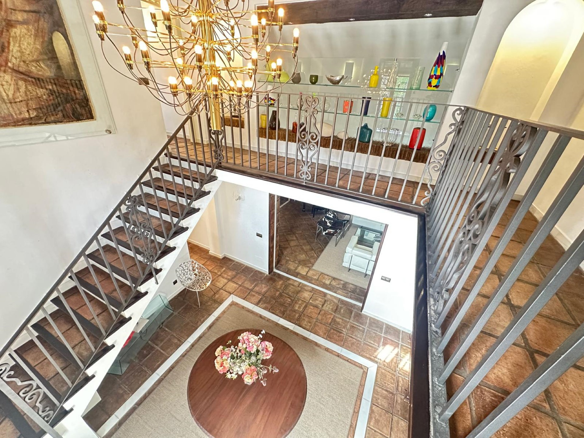 Elegant frontline golf villa in El Paraiso Medio, Estepona